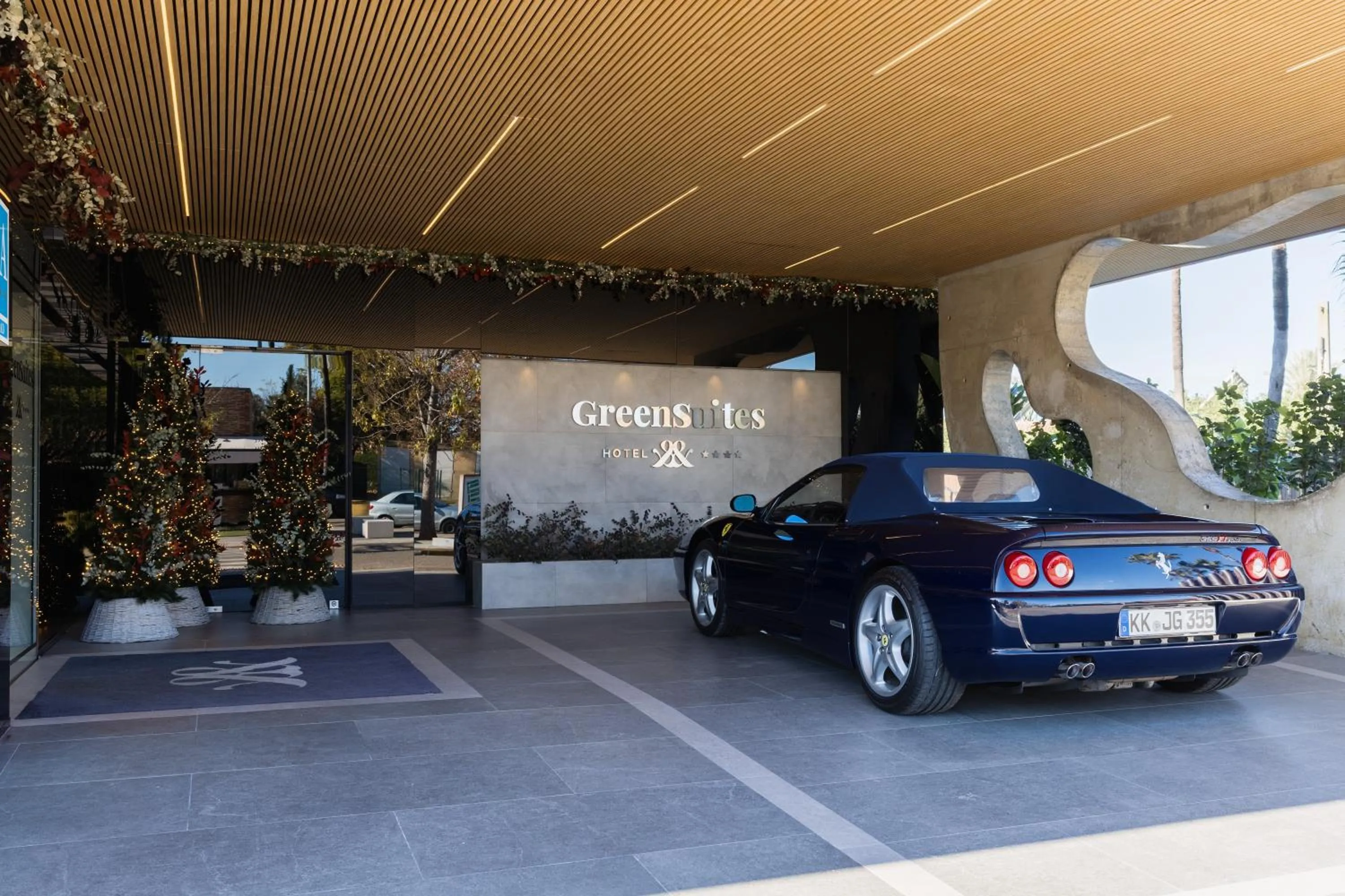 Property building in Sevilla Green Suites