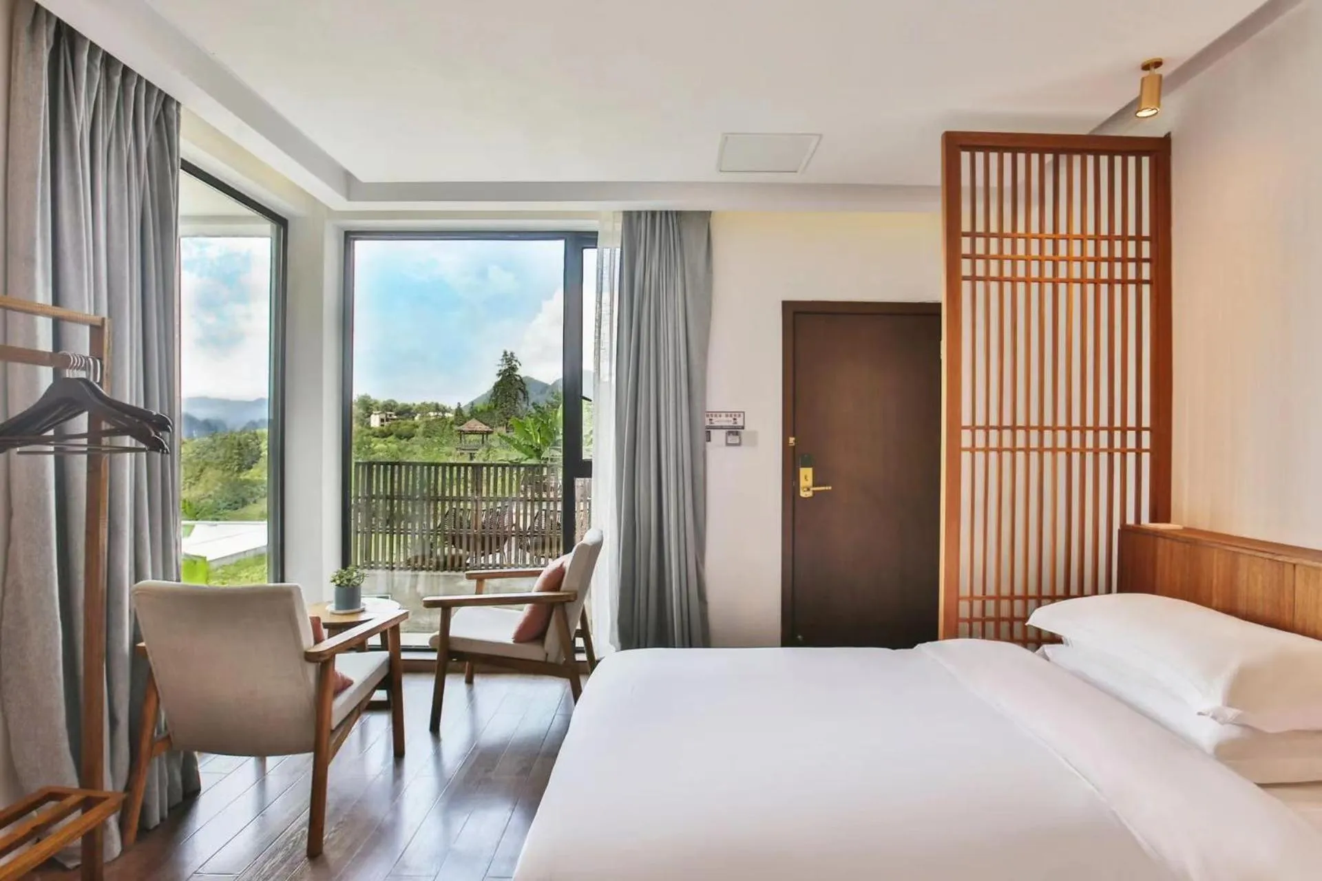 View (from property/room), Bed in Purespace