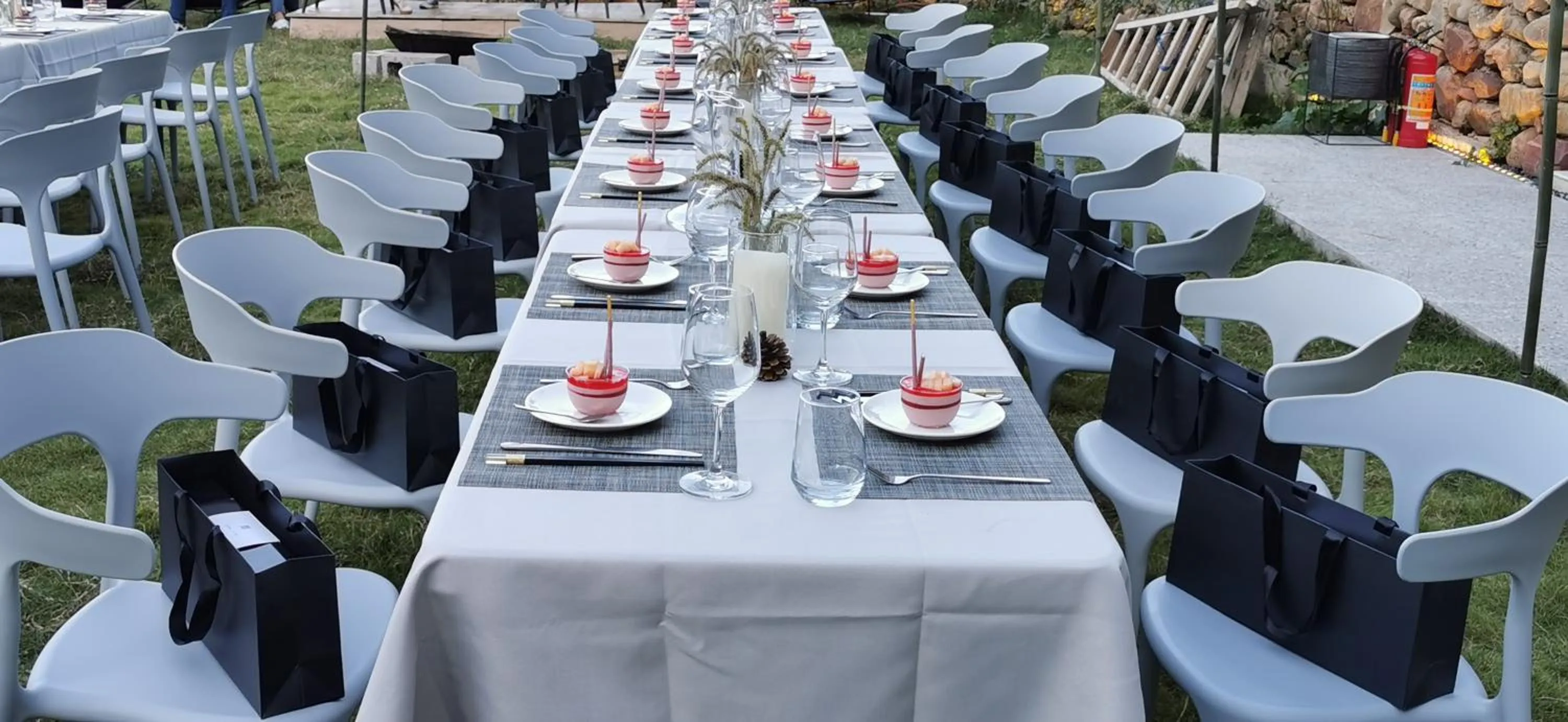 Restaurant/places to eat in Purespace