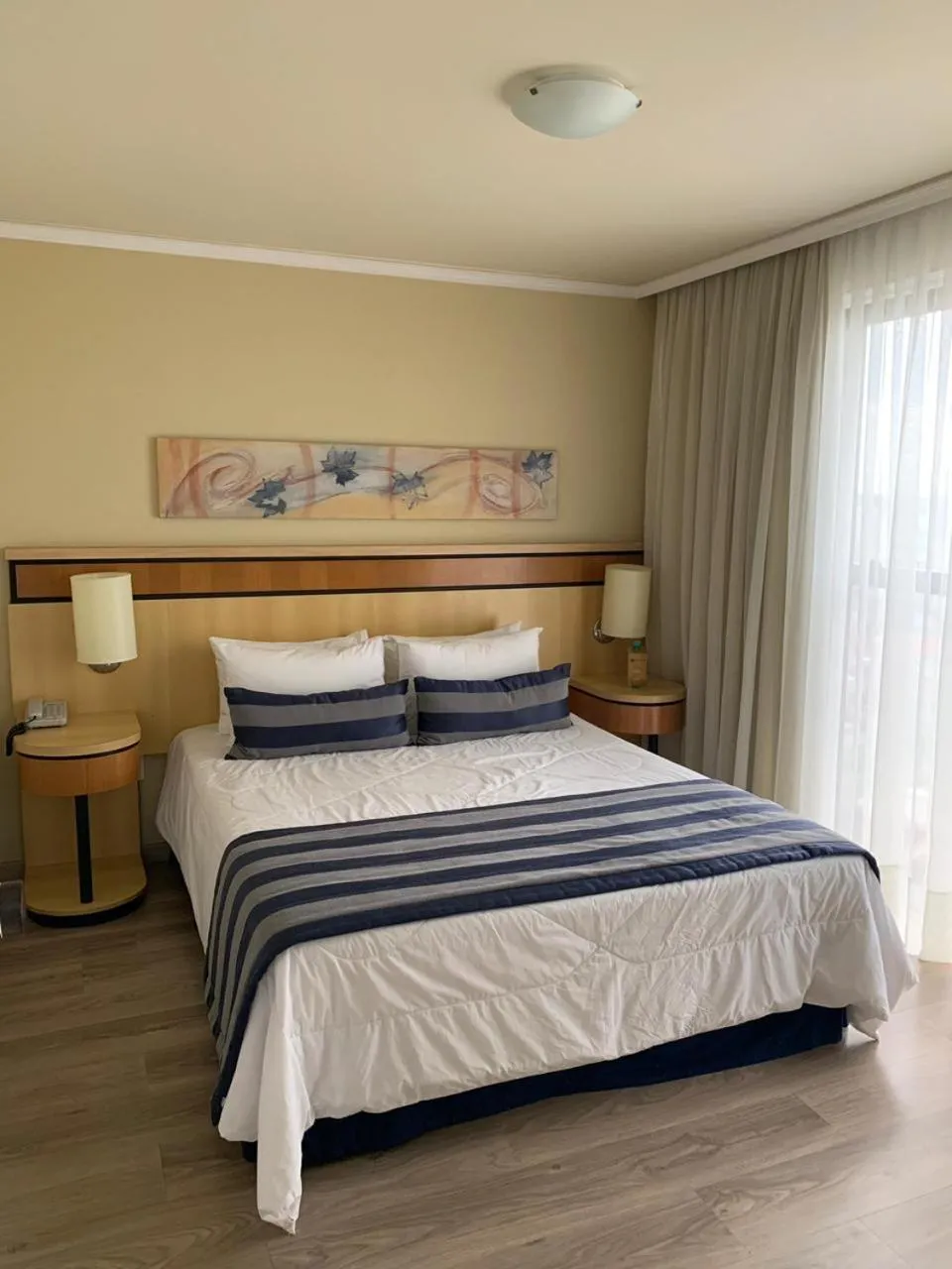 Bedroom, Bed in Astron Suítes São José dos Pinhais by Nobile