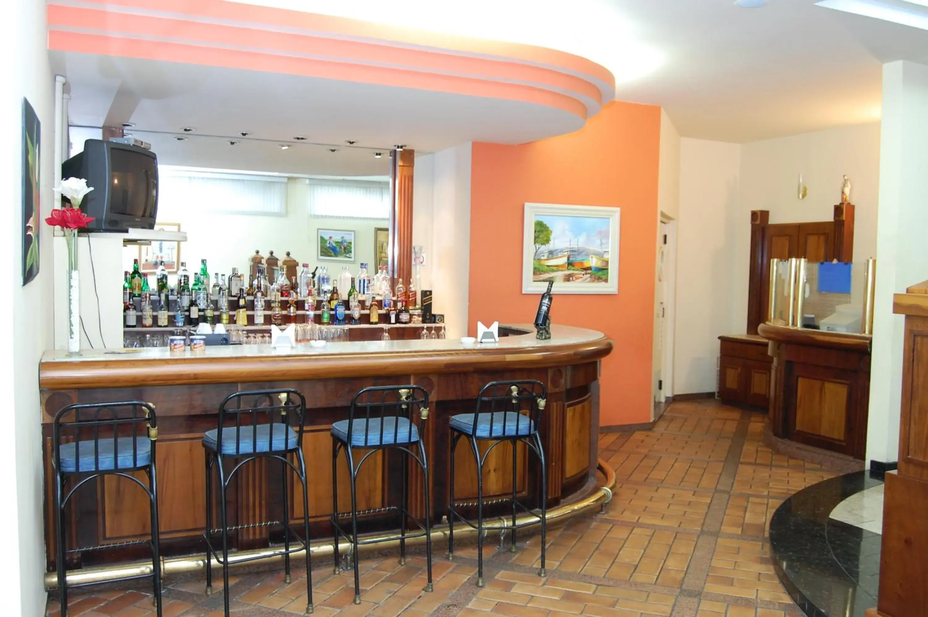 Lounge or bar in Astron St Moritz by Nobile Lounge or bar in Astron St Moritz by Nobile