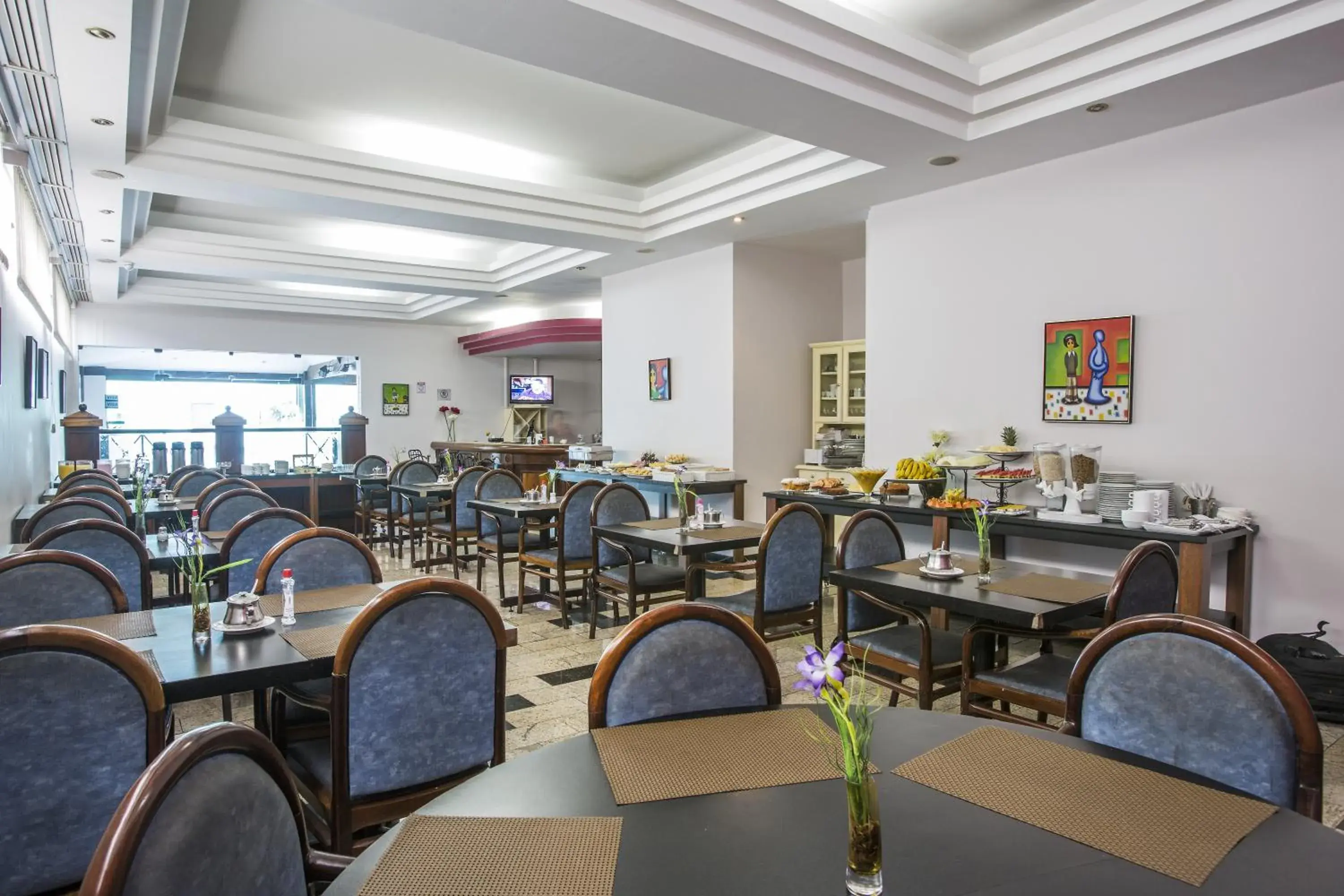 Restaurant/places to eat in Astron St Moritz by Nobile Restaurant/places to eat in Astron St Moritz by Nobile