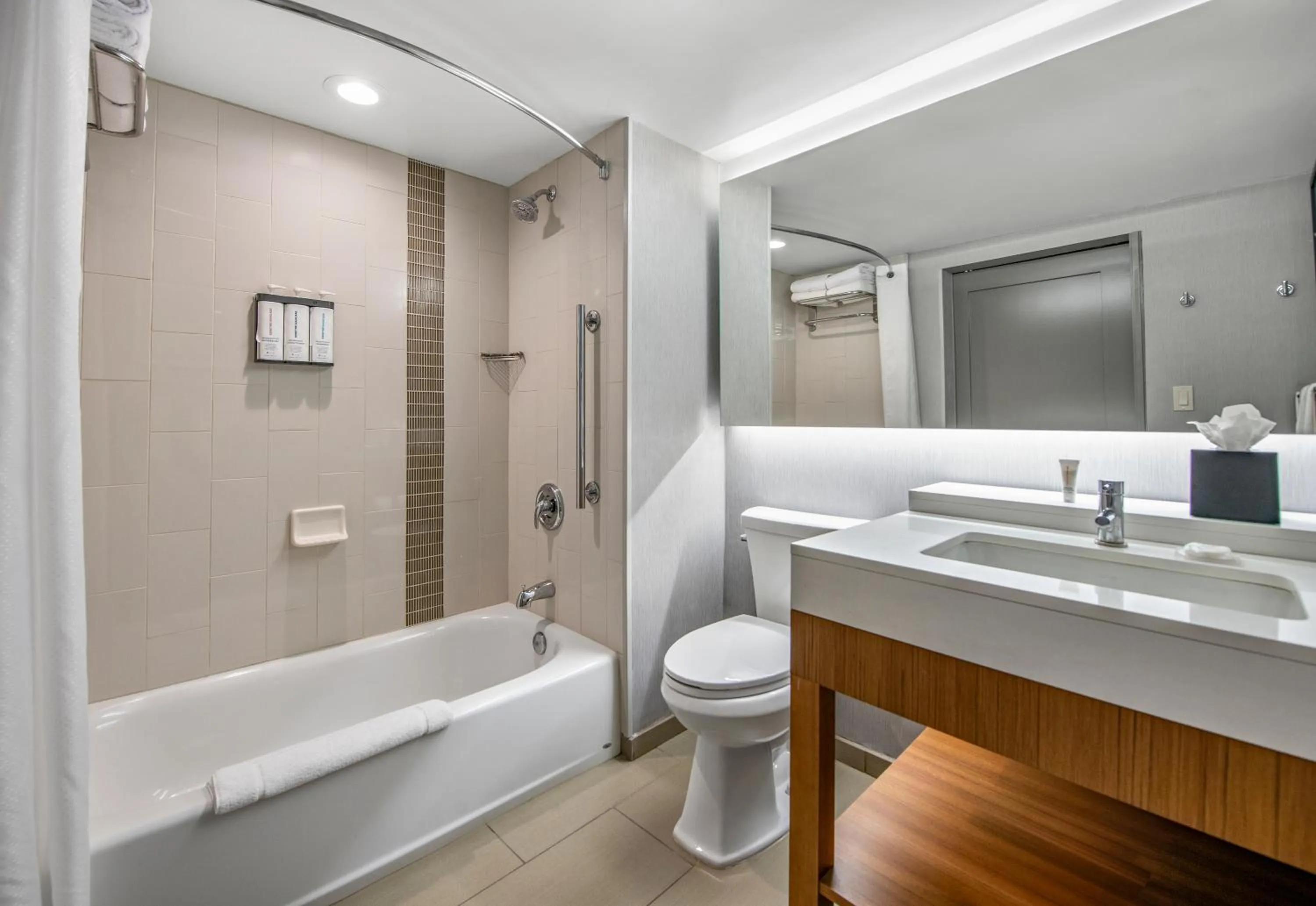 Bathroom in Hyatt Place Phoenix Chandler - Fashion Center