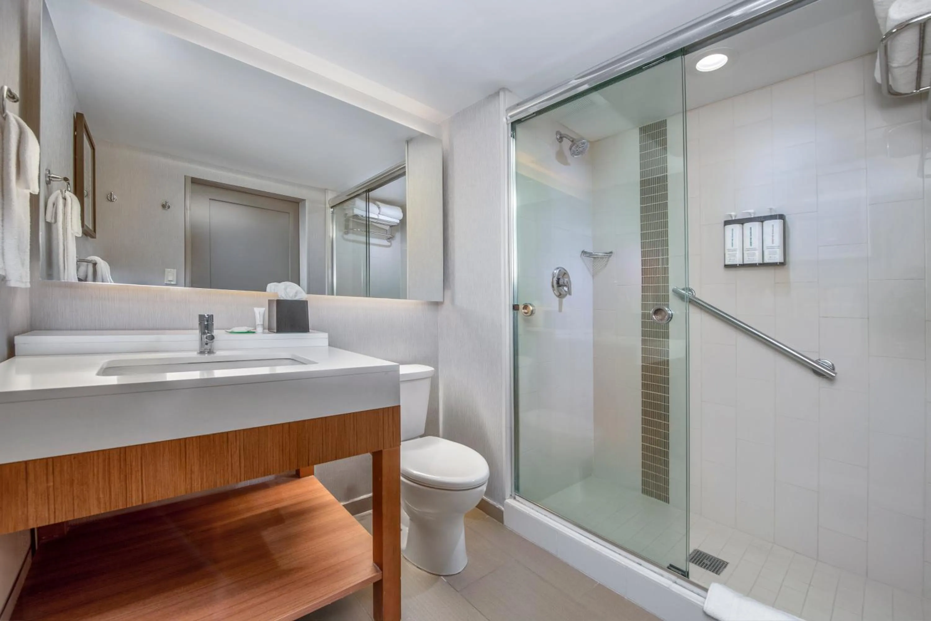 Bathroom in Hyatt Place Phoenix Chandler - Fashion Center