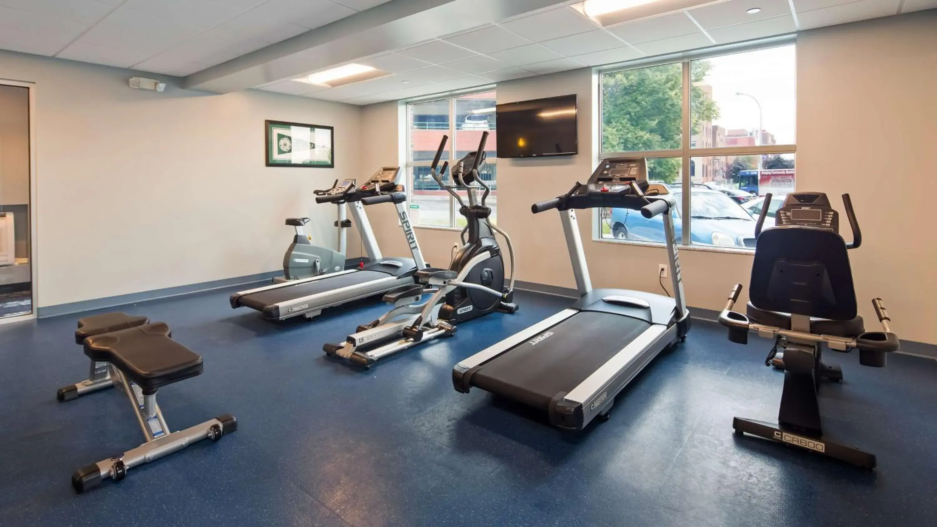 Fitness centre/facilities in Best Western PLUS Franklin Square Inn Fitness centre/facilities in Best Western PLUS Franklin Square Inn