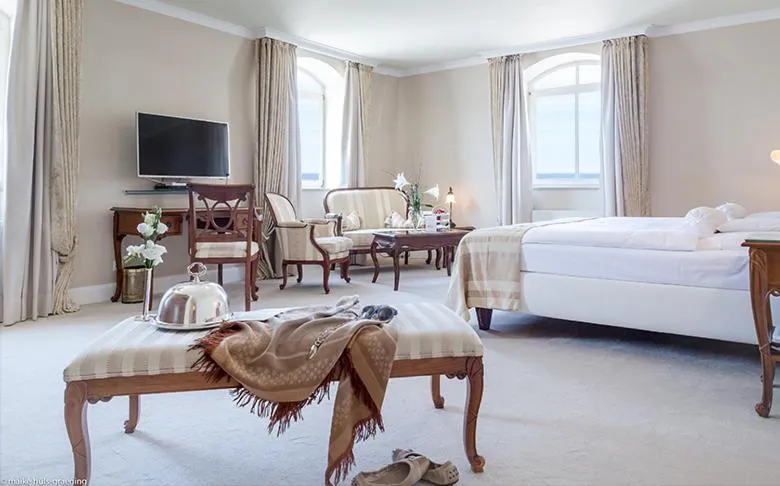 Bed in Hotel Miramar