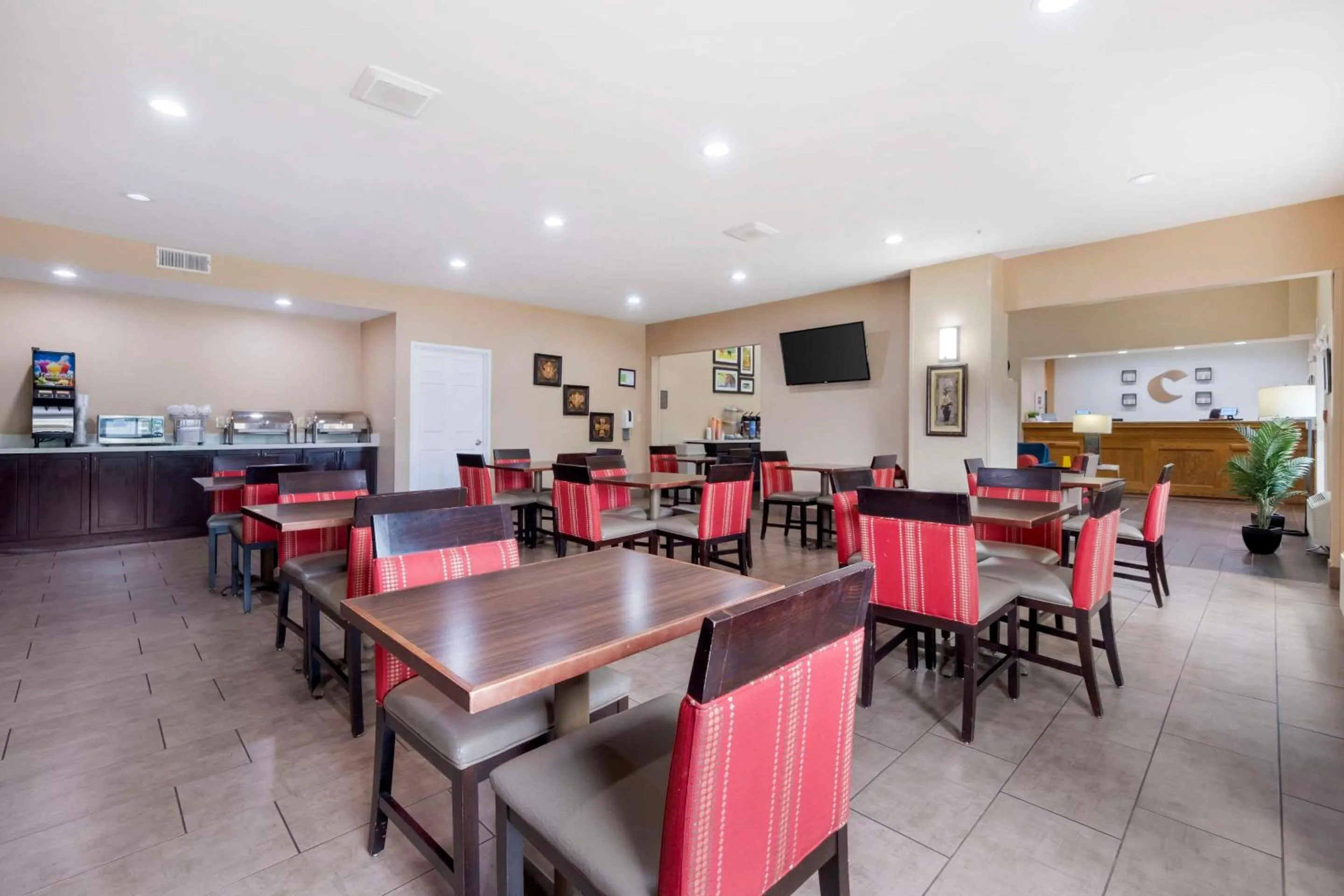 Breakfast in Comfort Suites Keeneland