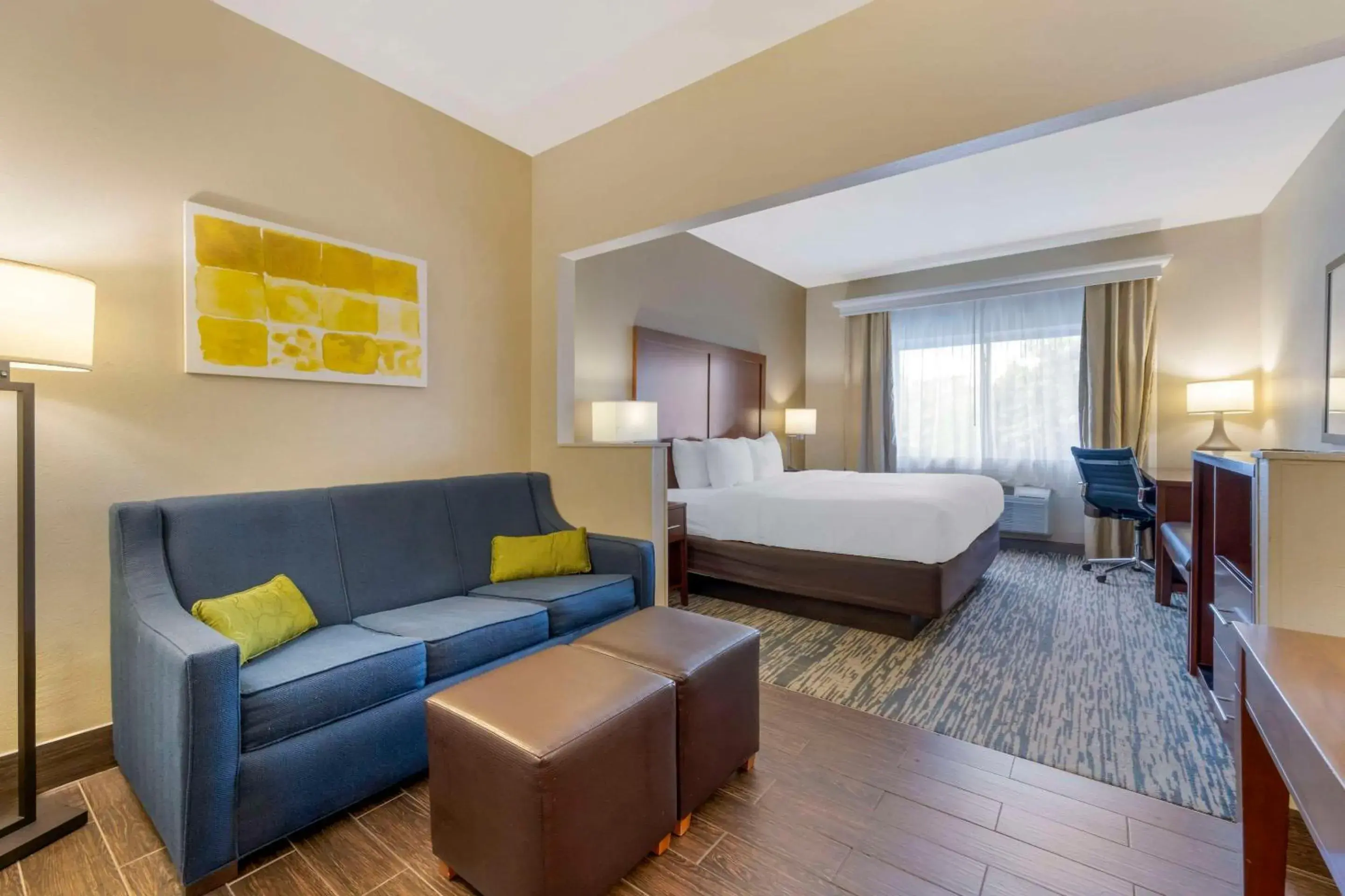 King Suite - Non-Smoking in Comfort Suites Keeneland King Suite - Non-Smoking in Comfort Suites Keeneland