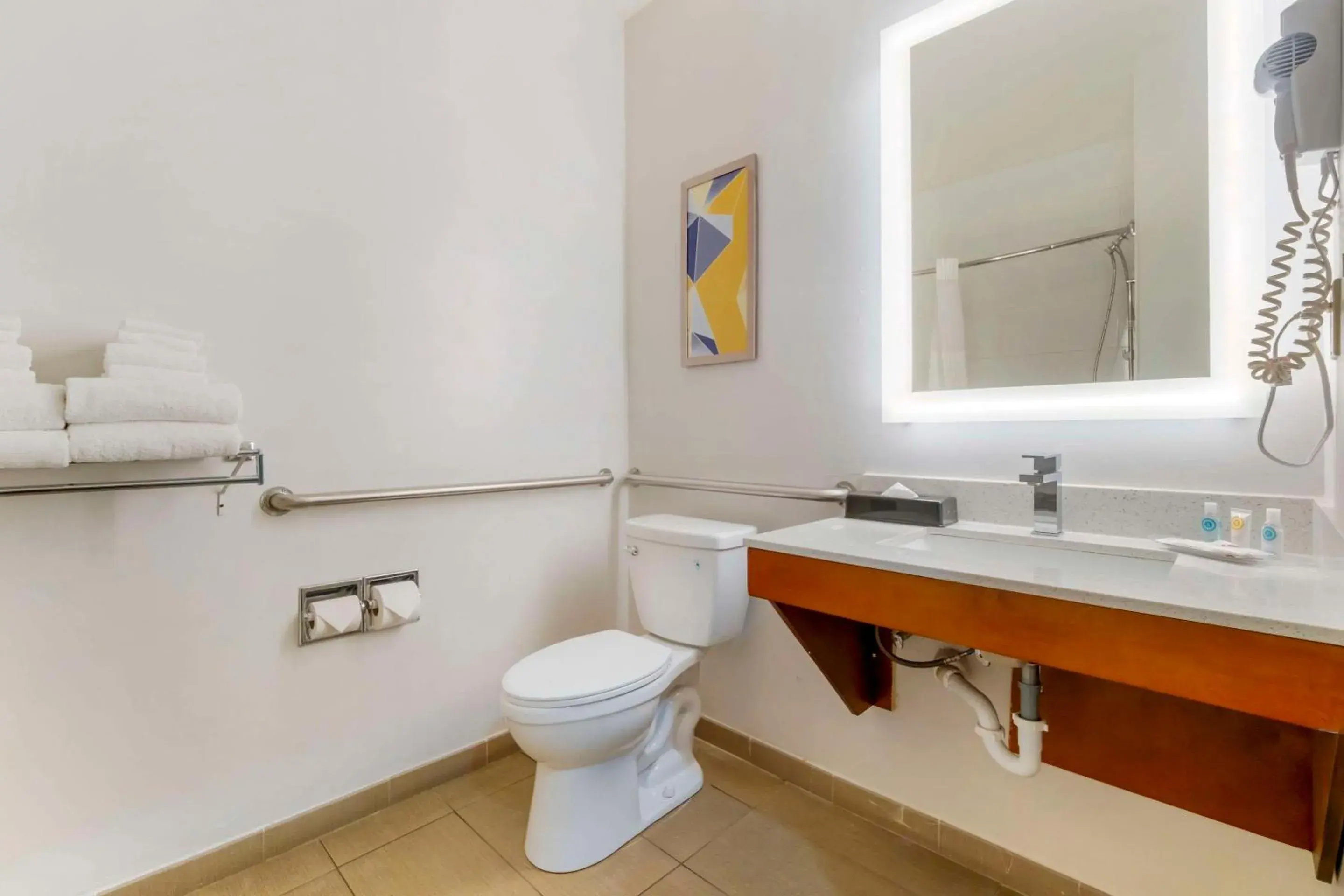 Bedroom in Comfort Suites Keeneland Bedroom in Comfort Suites Keeneland