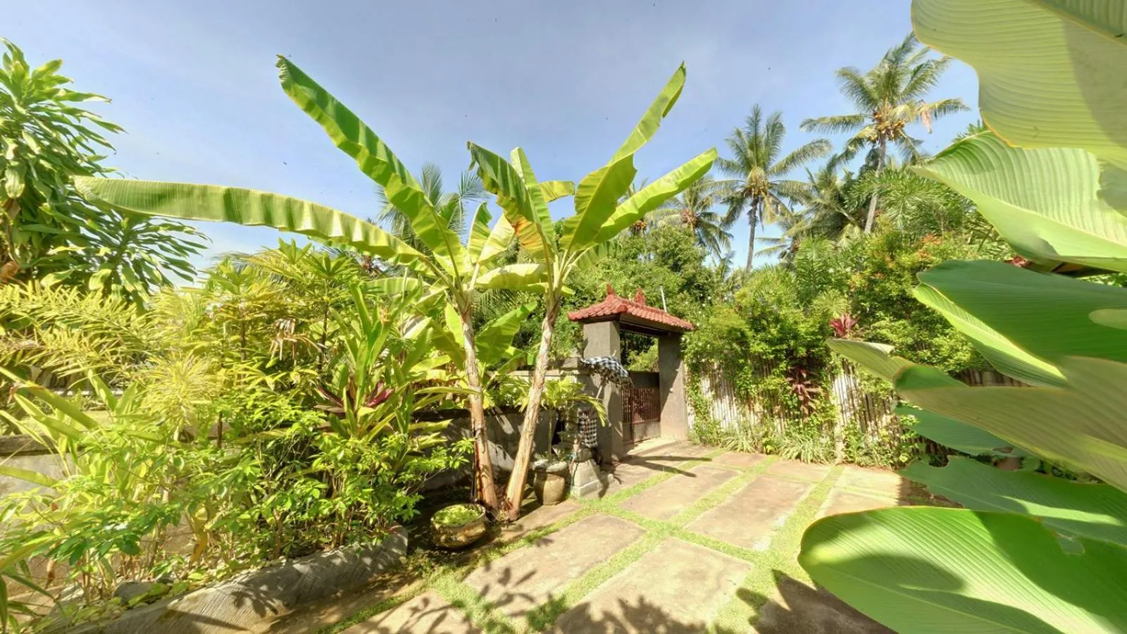 Property building in Villa Latebra