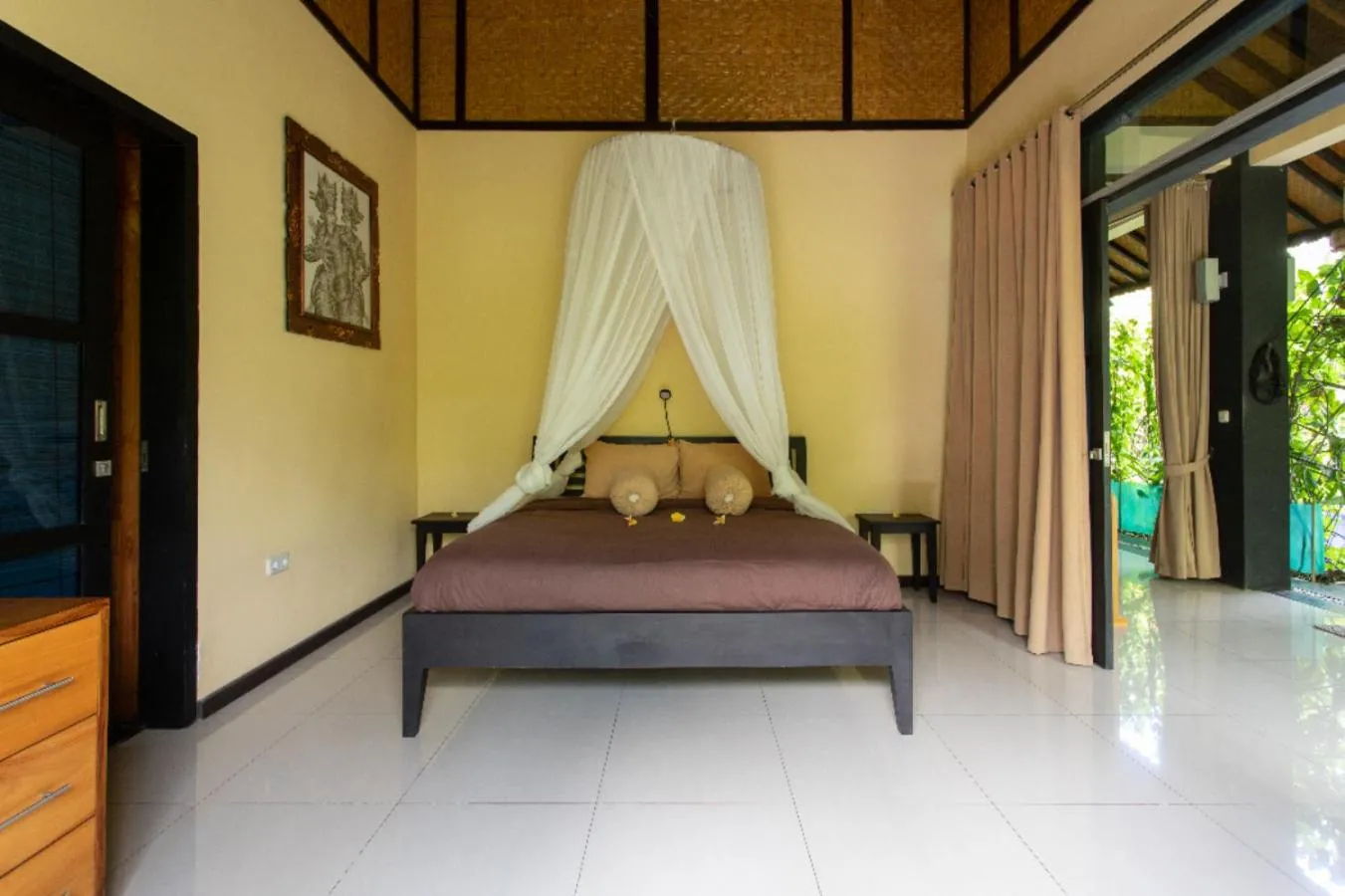 Bed in Villa Latebra