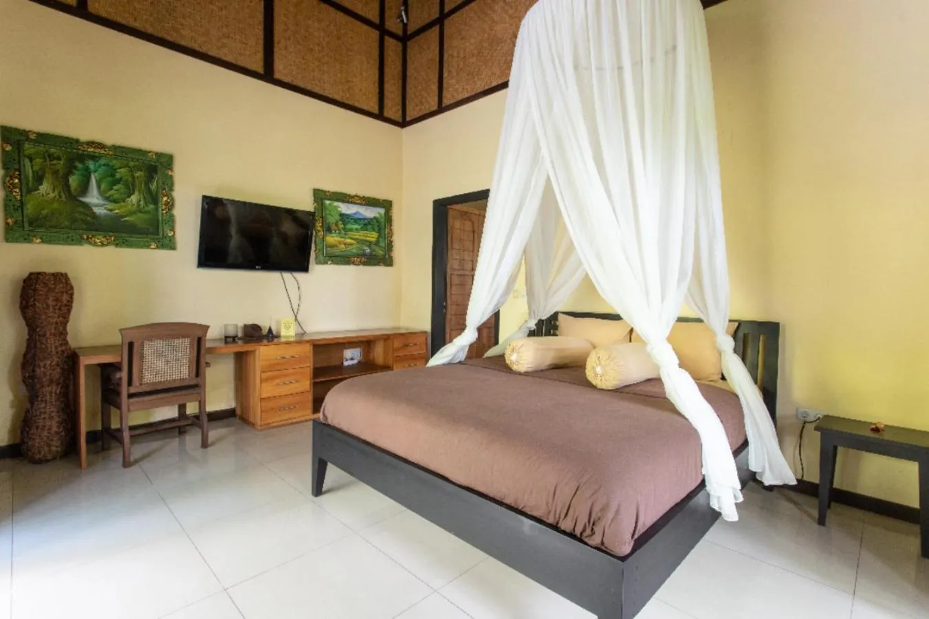 Bed in Villa Latebra
