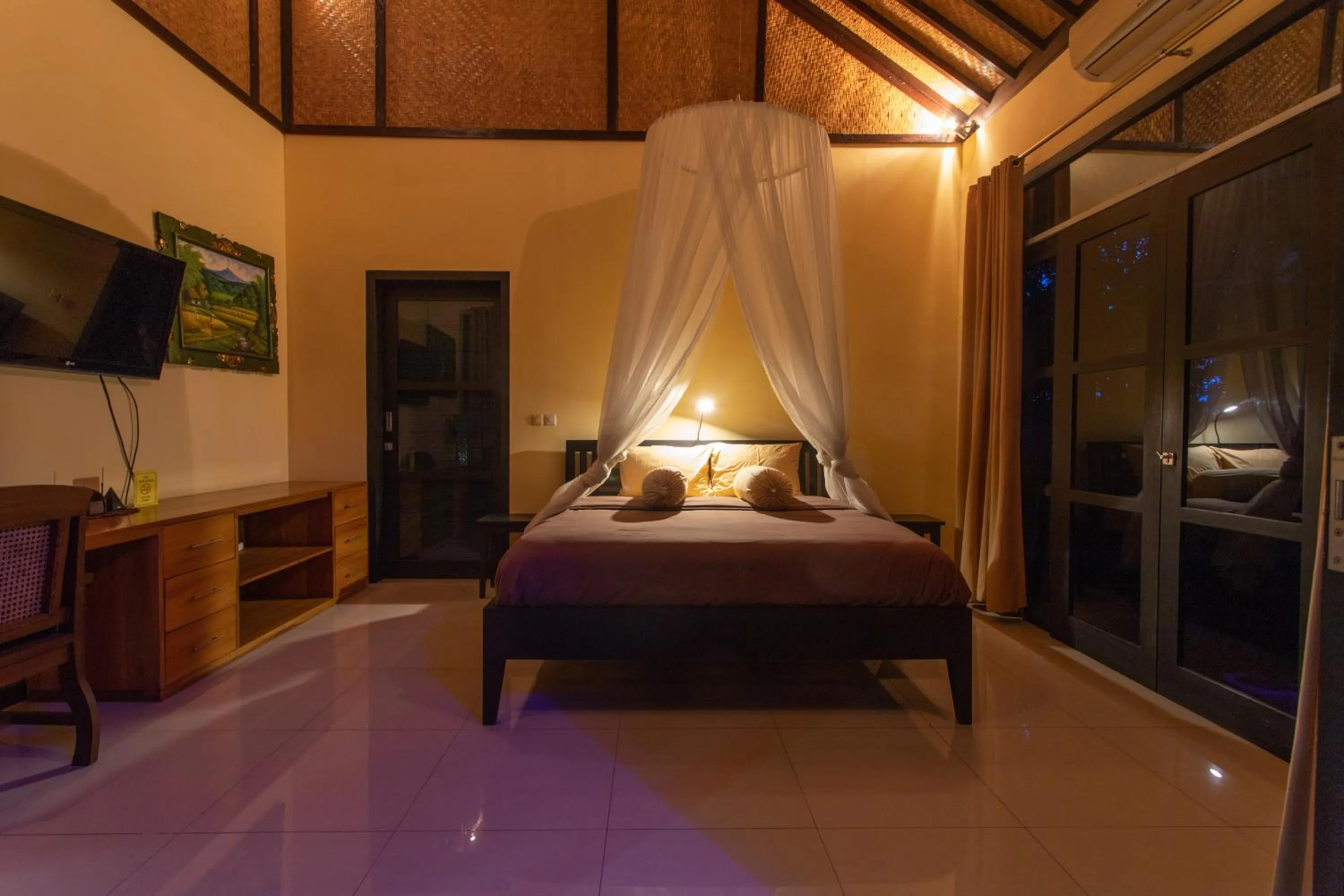 Bed in Villa Latebra
