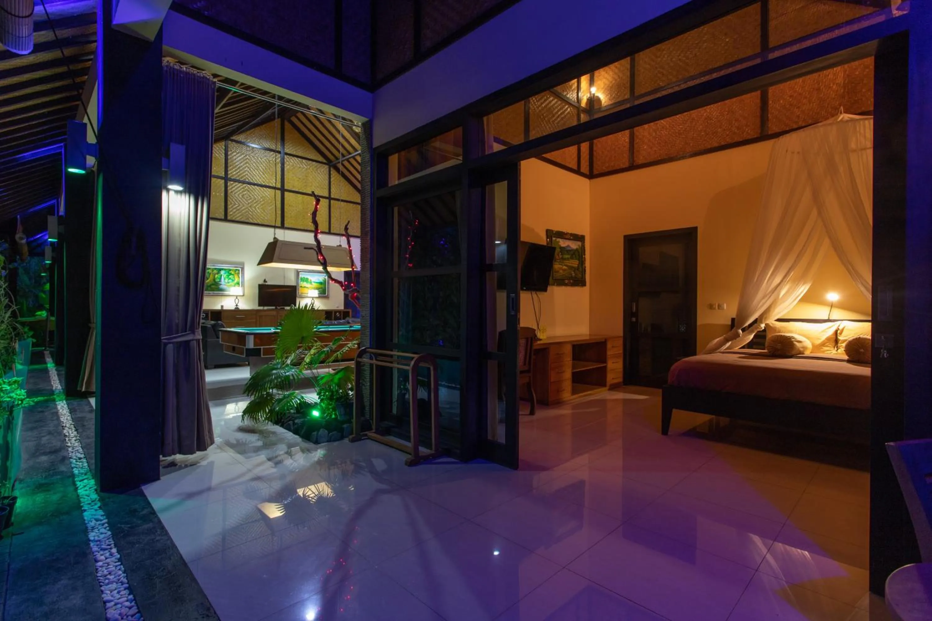 Photo of the whole room, Bed in Villa Latebra