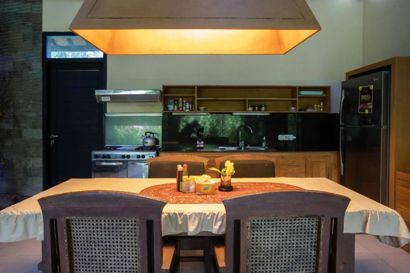 Kitchen or kitchenette in Villa Latebra