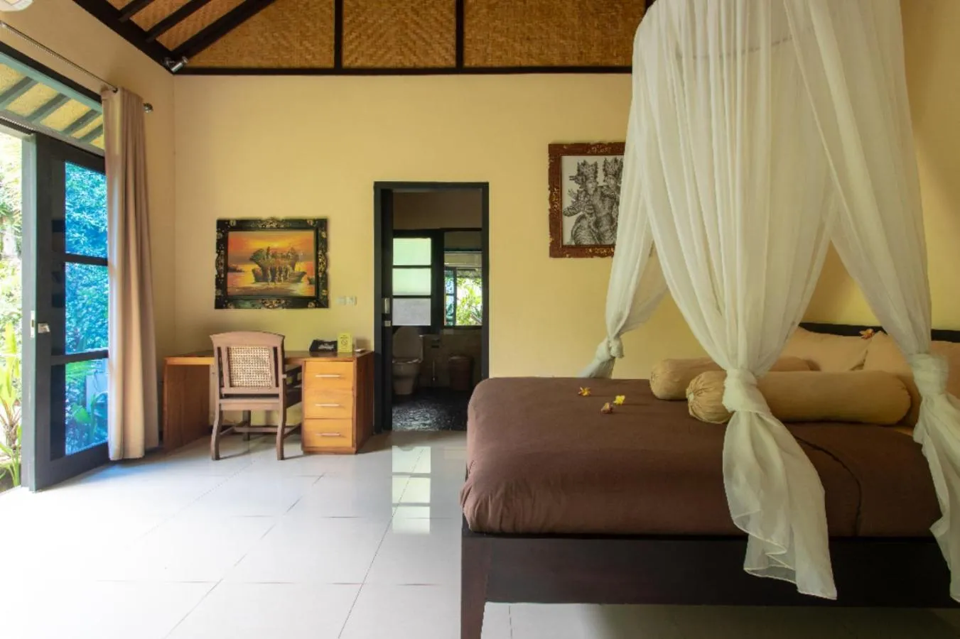 Bed in Villa Latebra