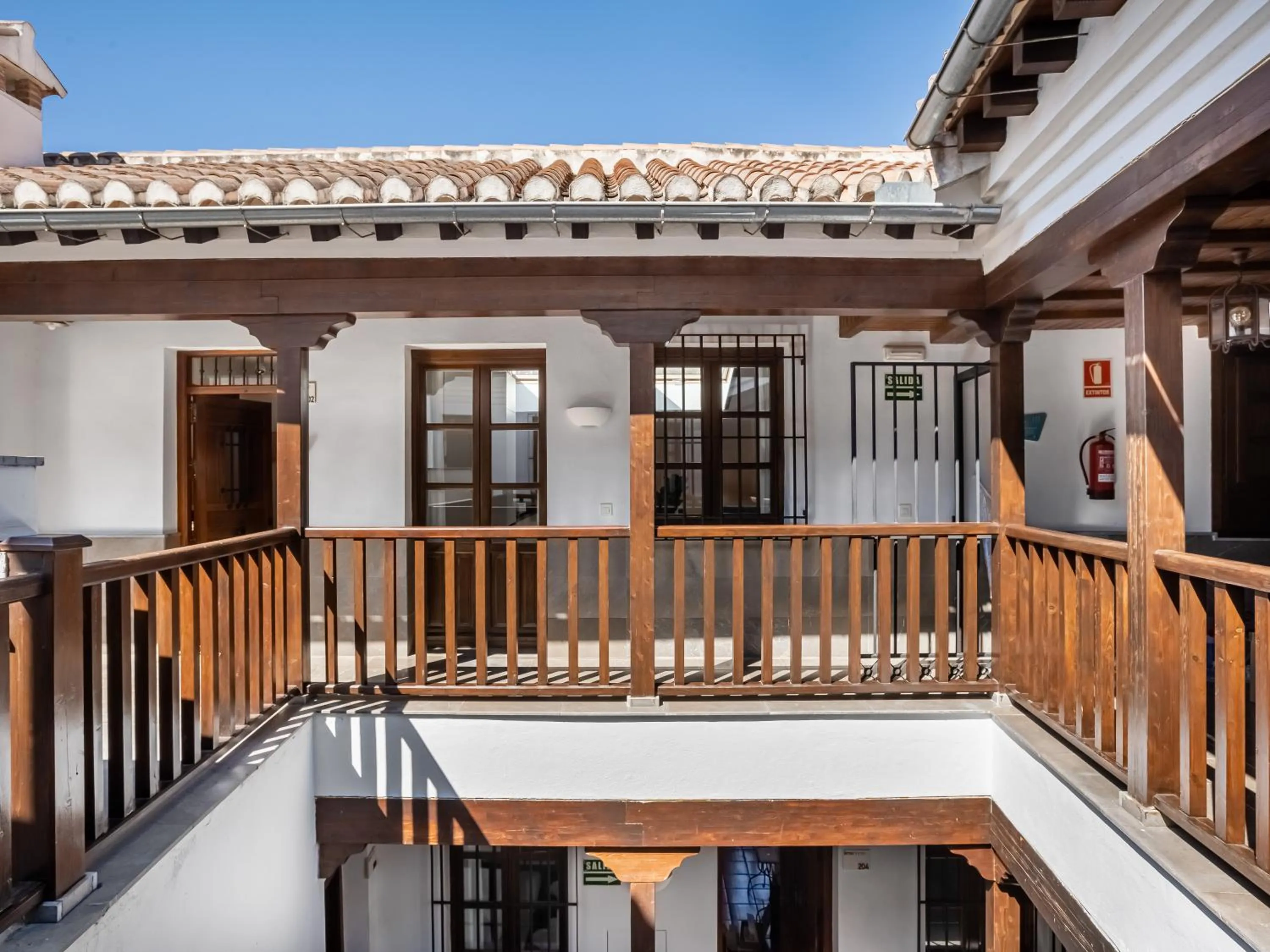 Facade/entrance in limehome Granada Calle Santa Ana