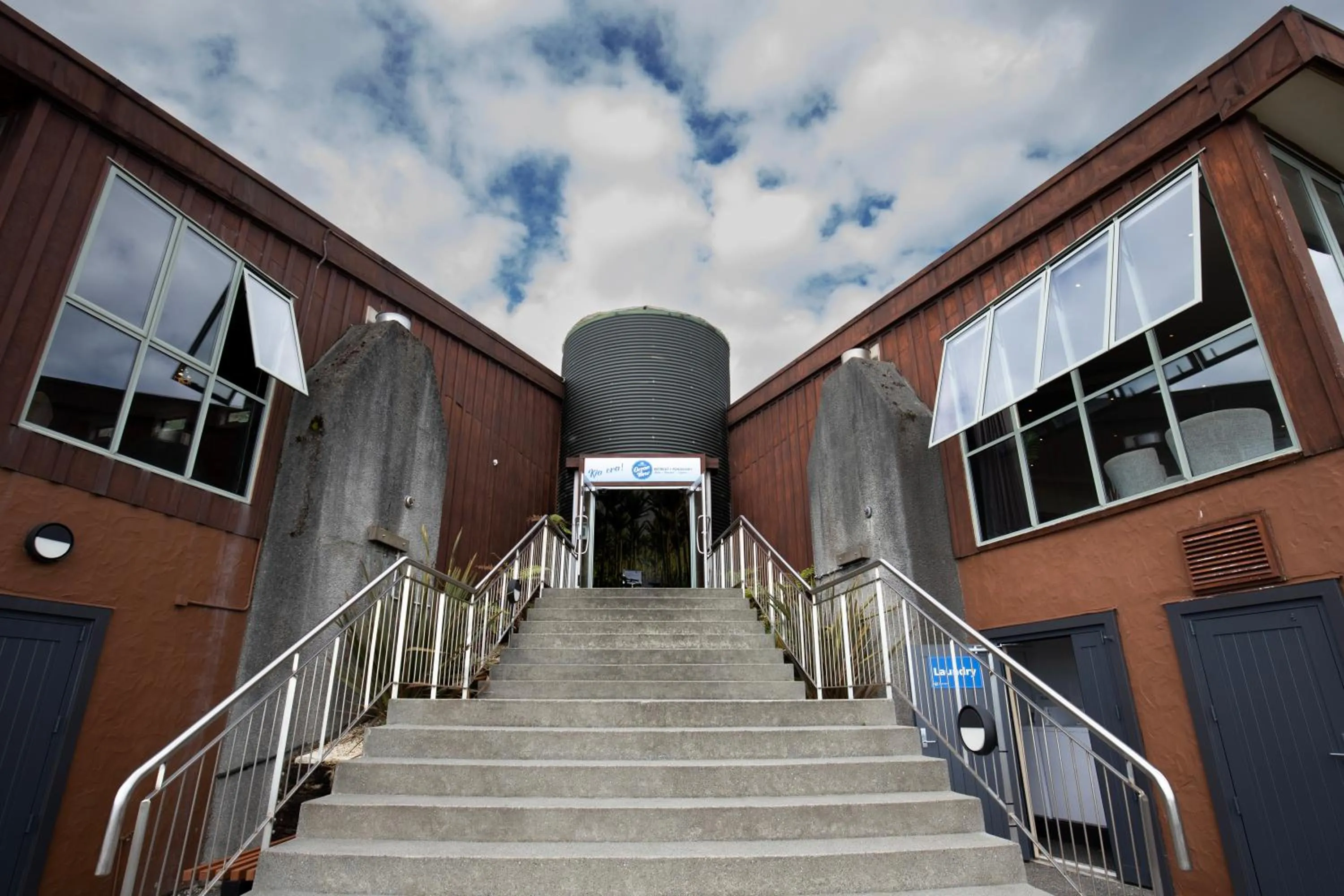 Facade/entrance in Scenic Hotel Punakaiki