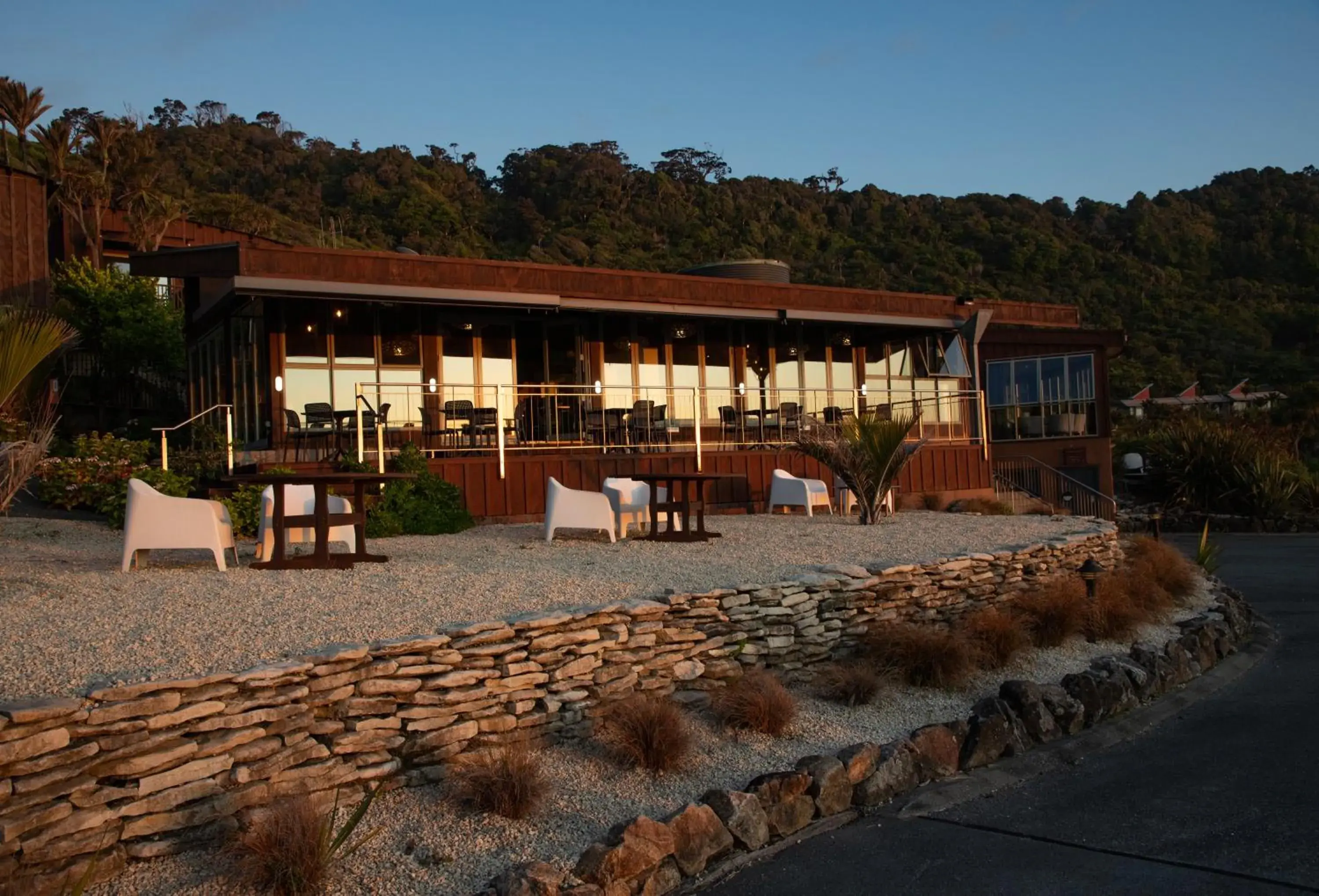 Restaurant/places to eat in Scenic Hotel Punakaiki Restaurant/places to eat in Scenic Hotel Punakaiki