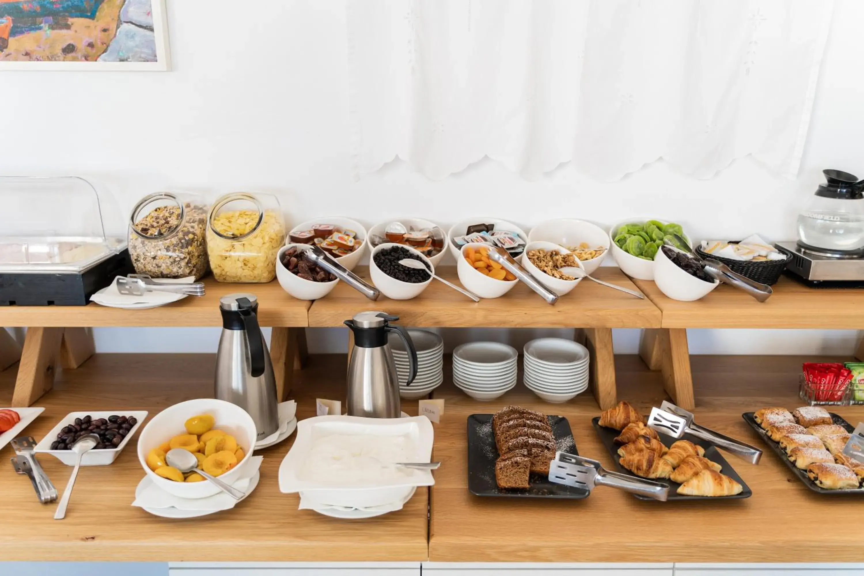 Breakfast in Rhenia Hotel Breakfast in Rhenia Hotel