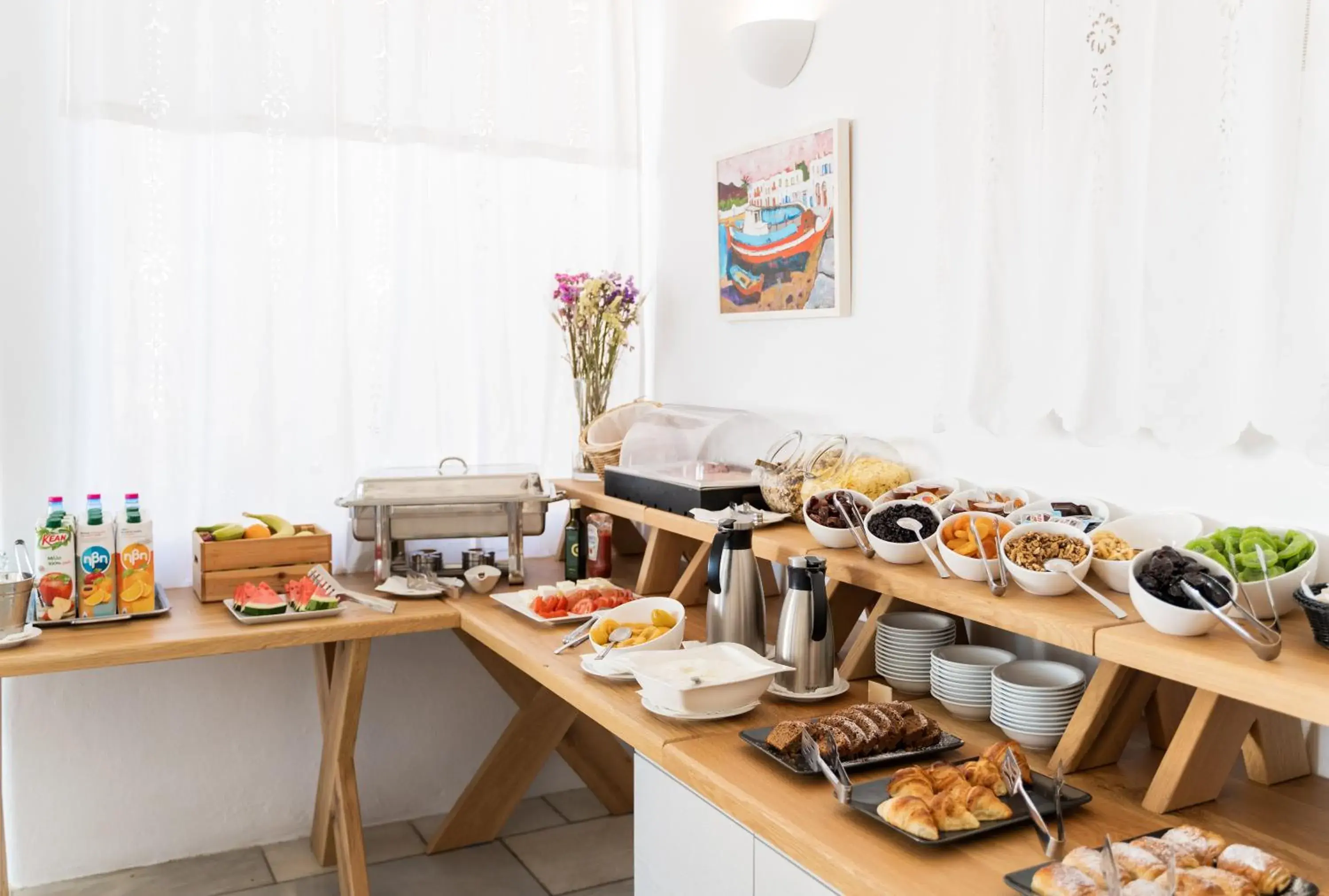 Breakfast in Rhenia Hotel Breakfast in Rhenia Hotel