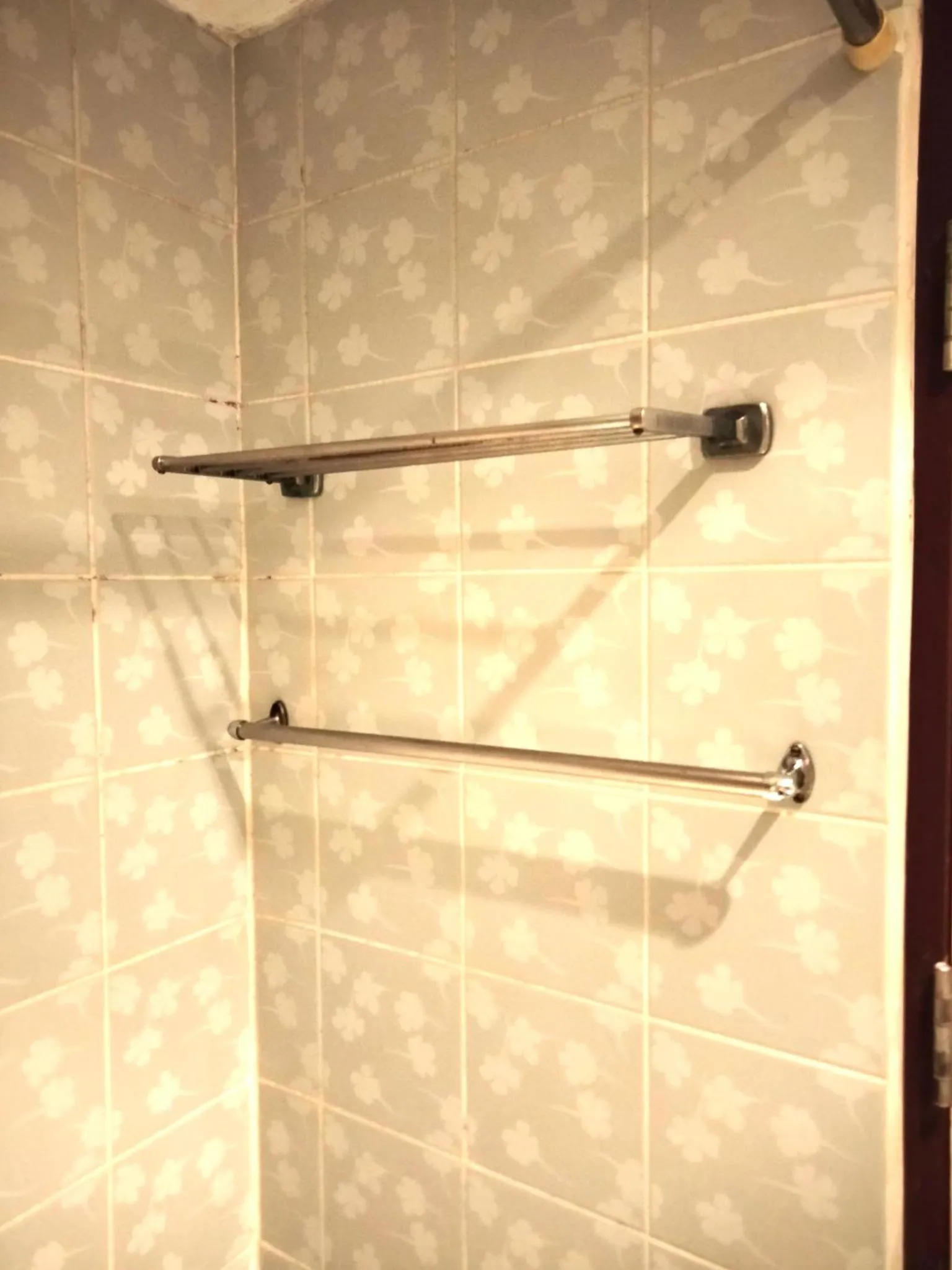 Bathroom in City Lodge Bangkok