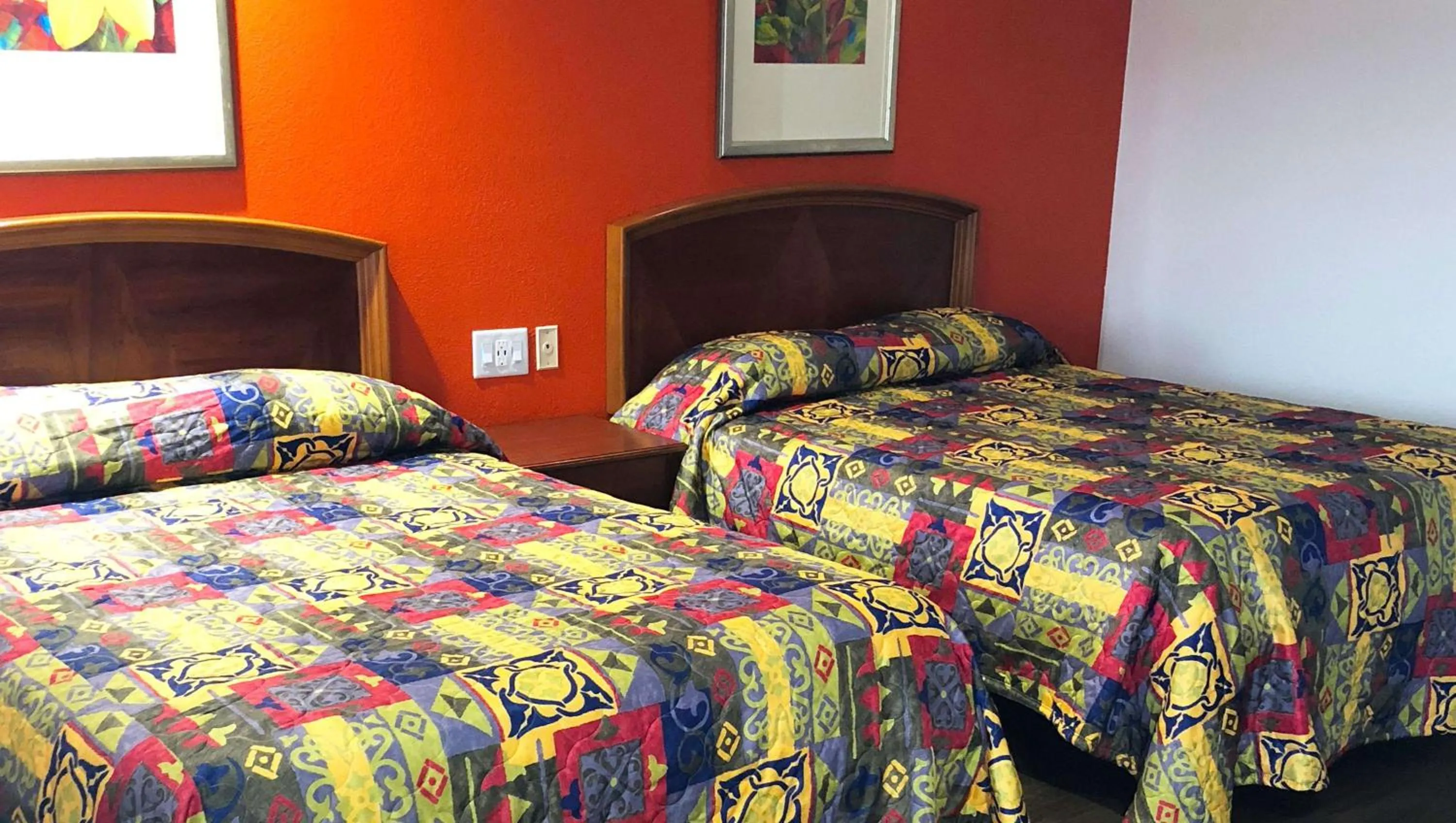 Photo of the whole room in Lucky Vista Motel