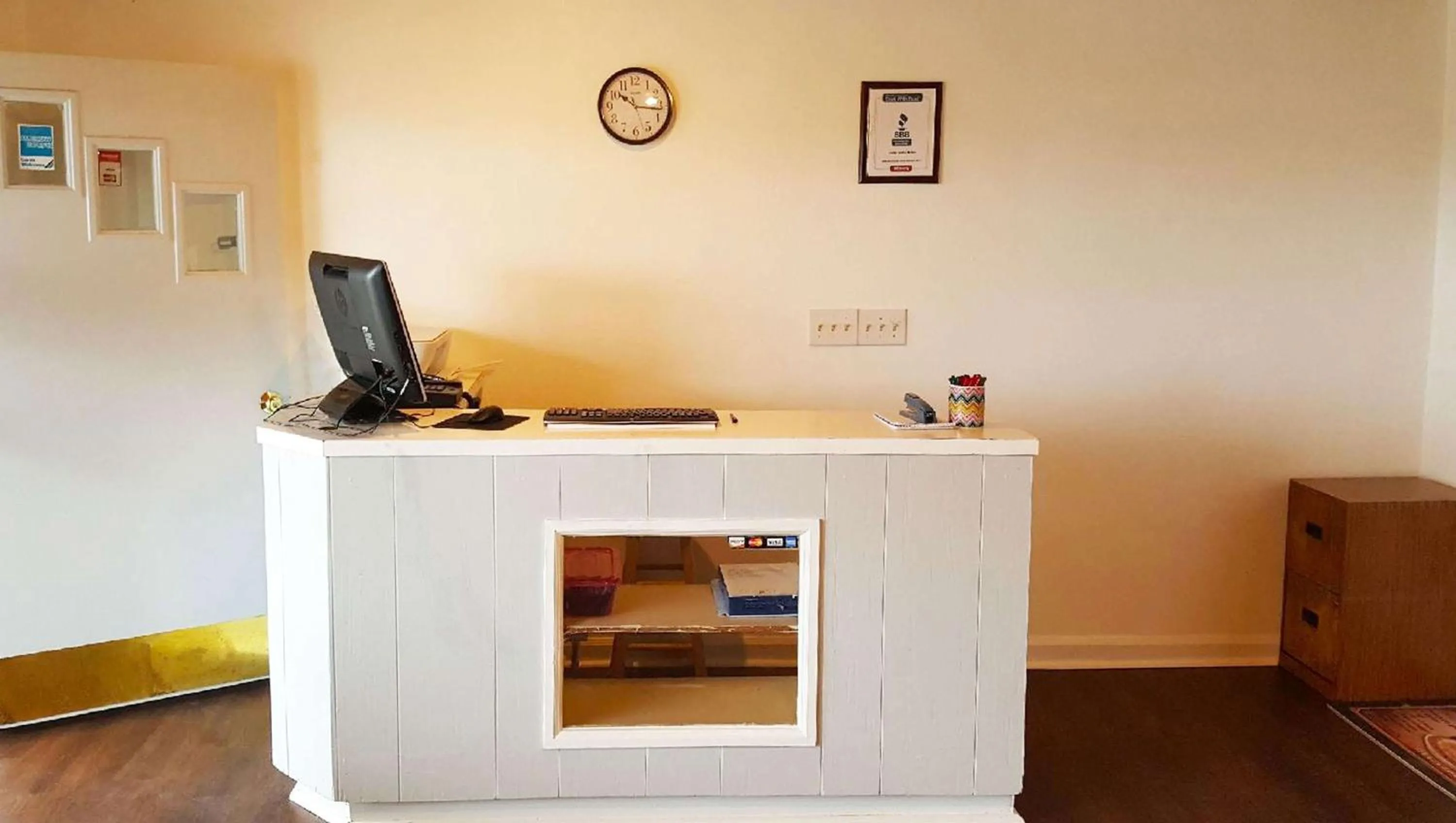 Lobby or reception in Lucky Vista Motel