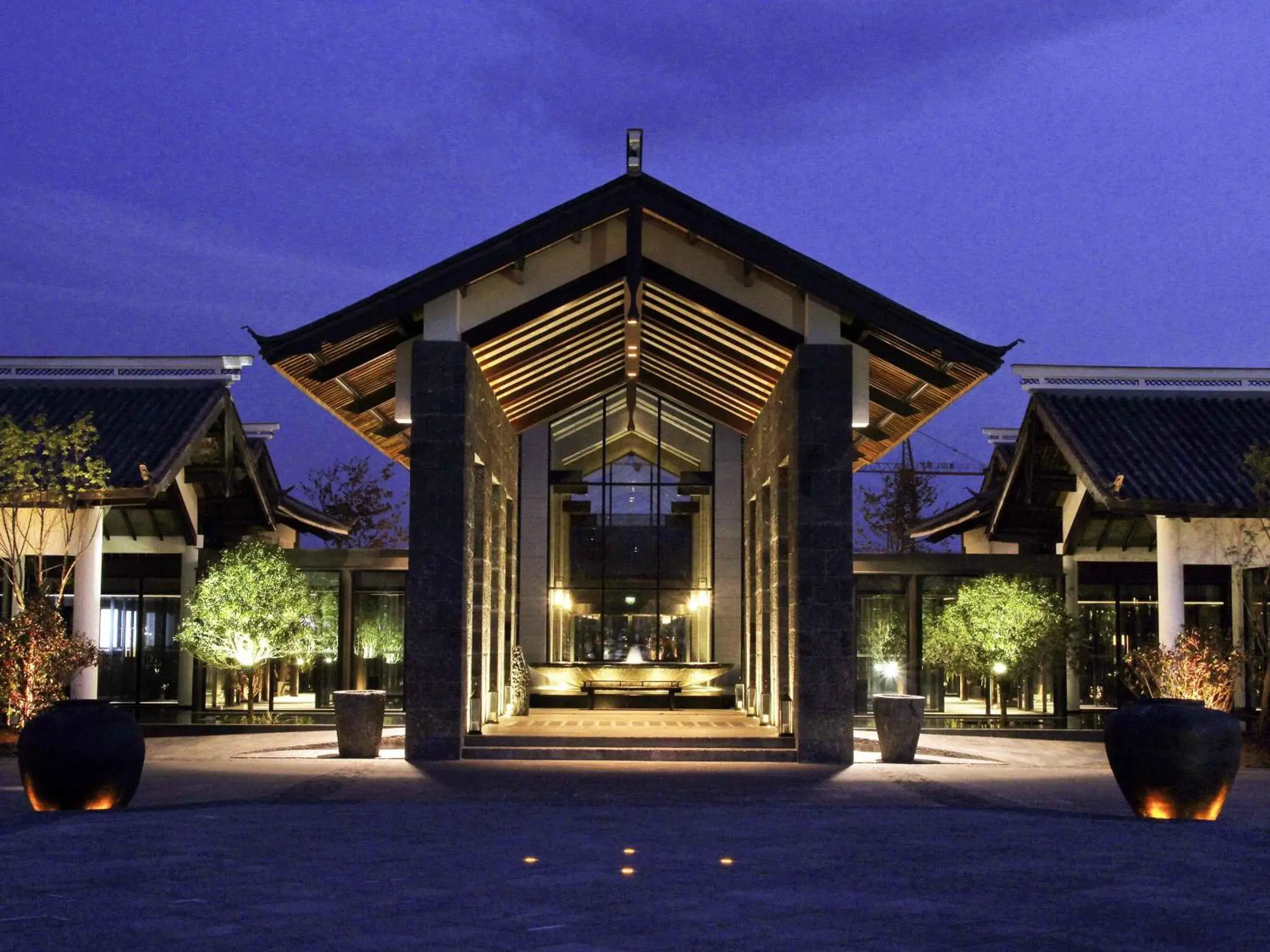 Property building in Pullman Lijiang Resort & Spa Property building in Pullman Lijiang Resort & Spa