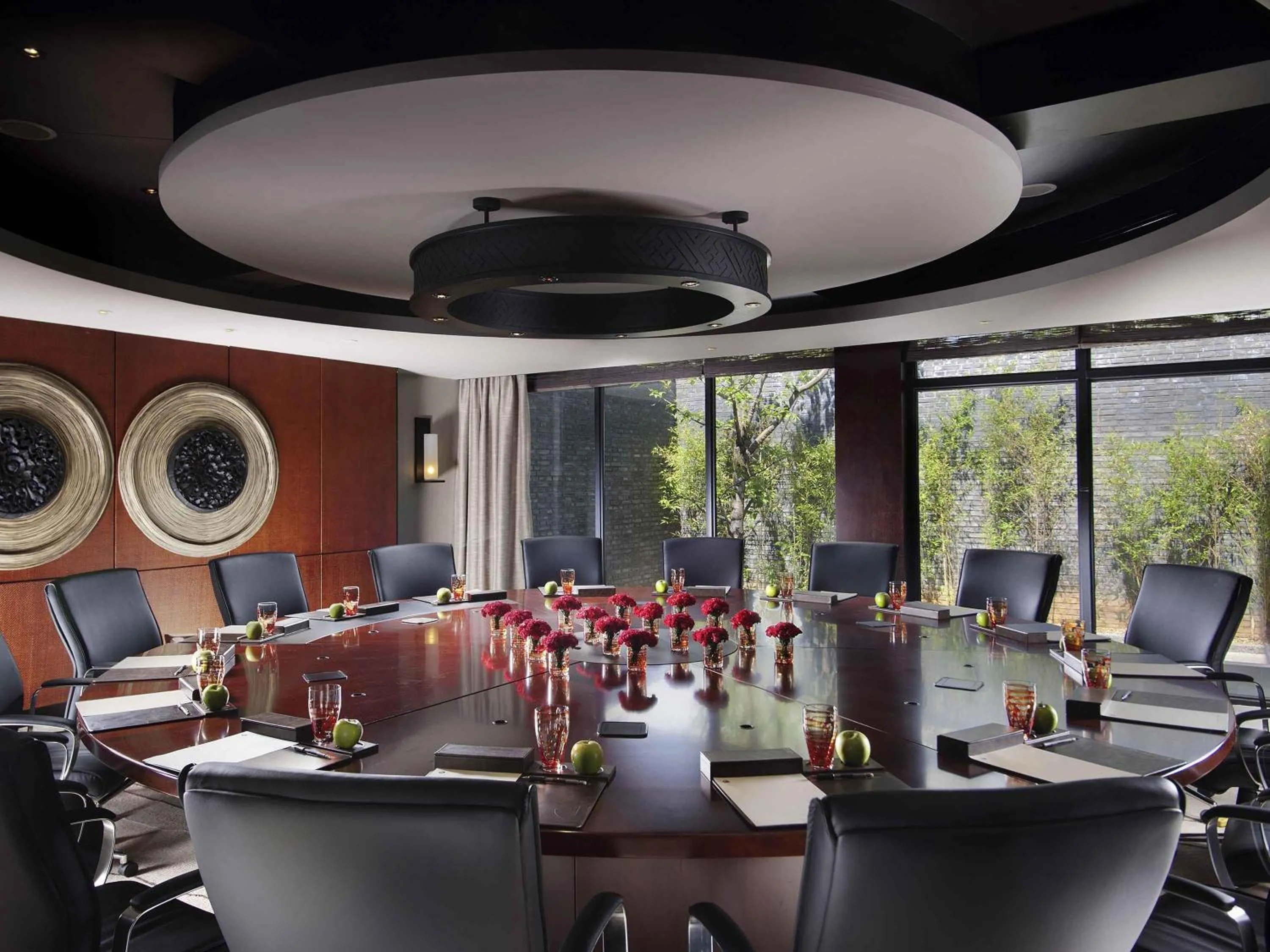 Meeting/conference room in Pullman Lijiang Resort & Spa