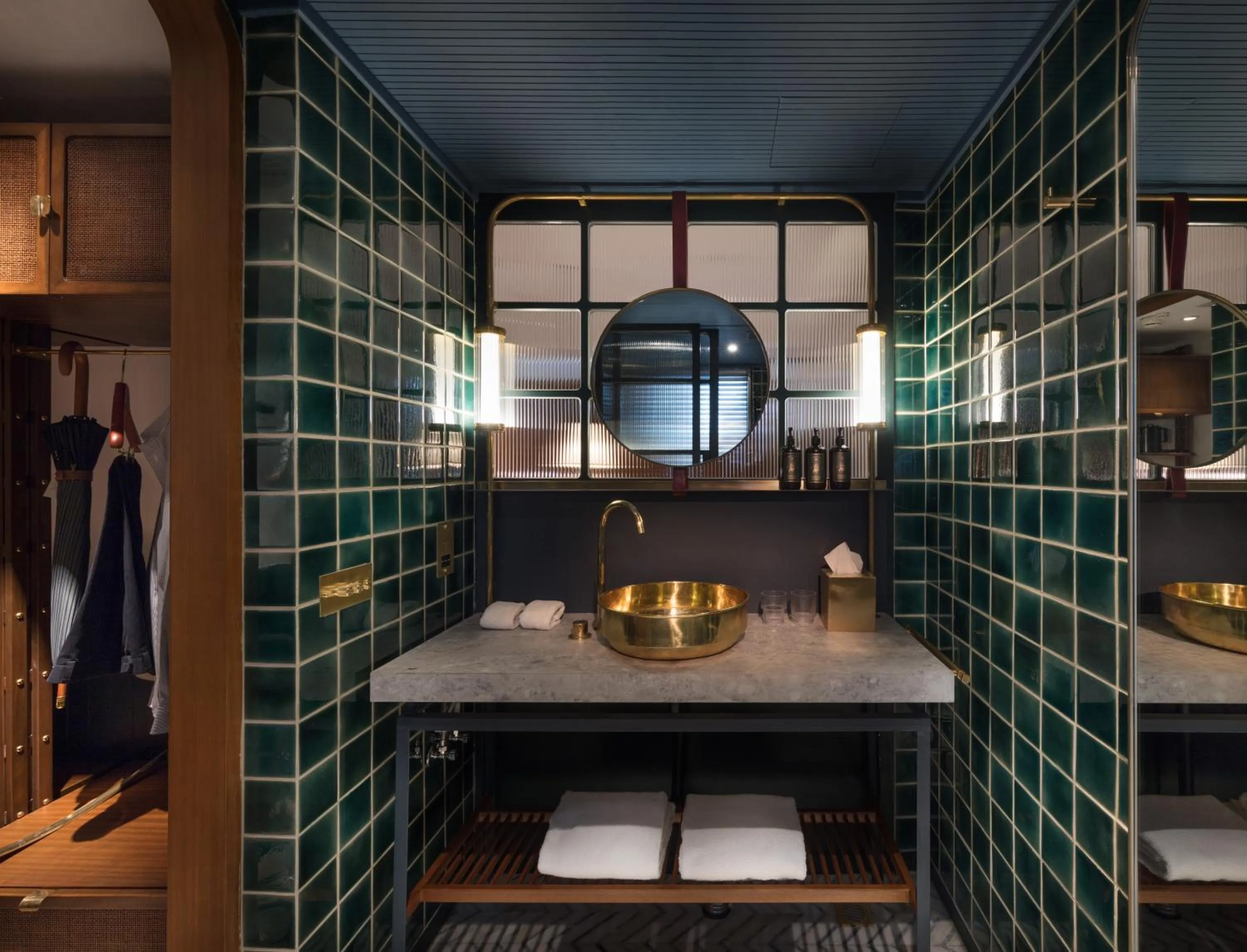 Bathroom, Bed in The Fleming Hong Kong