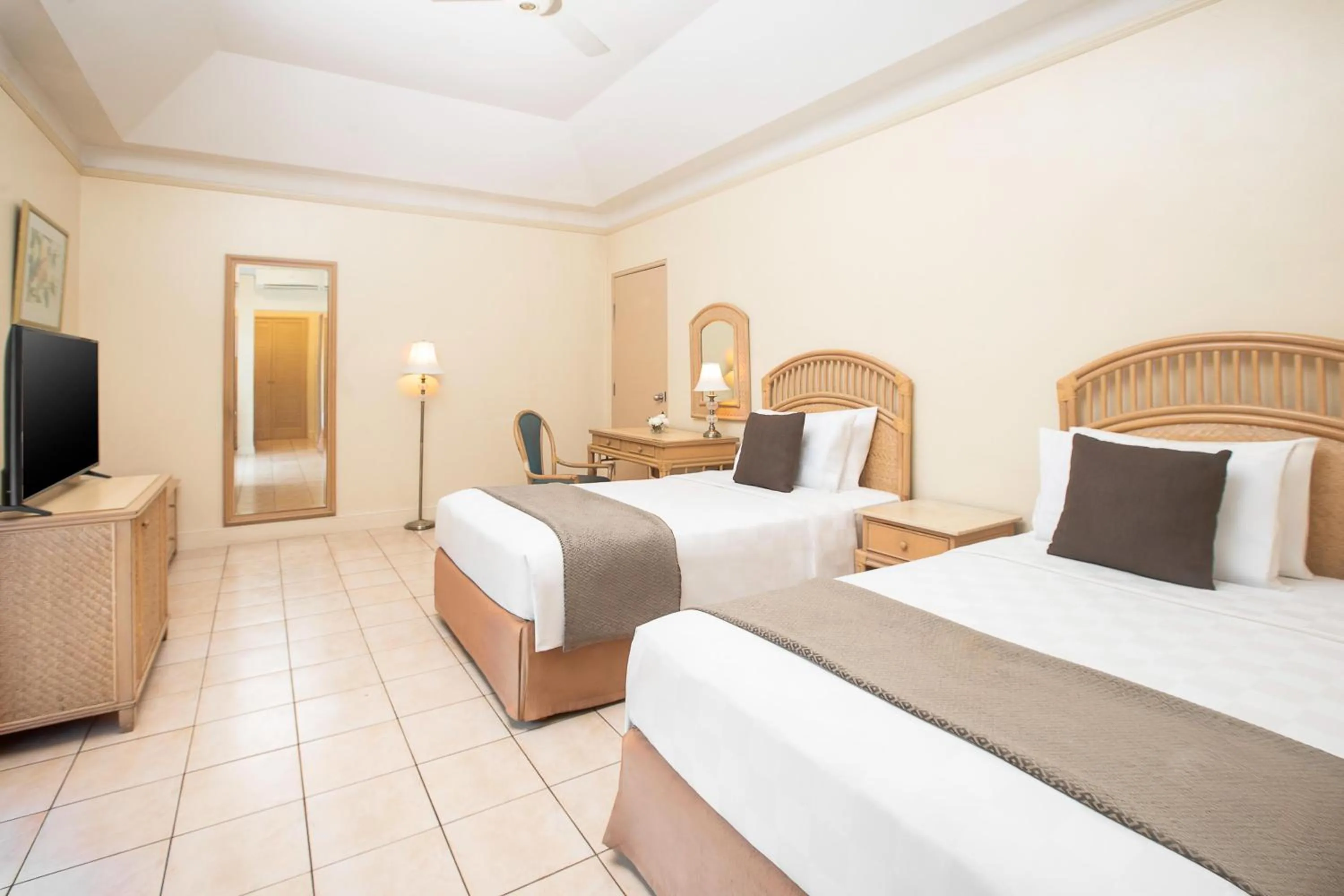 Bed in Aryaduta Lippo Village