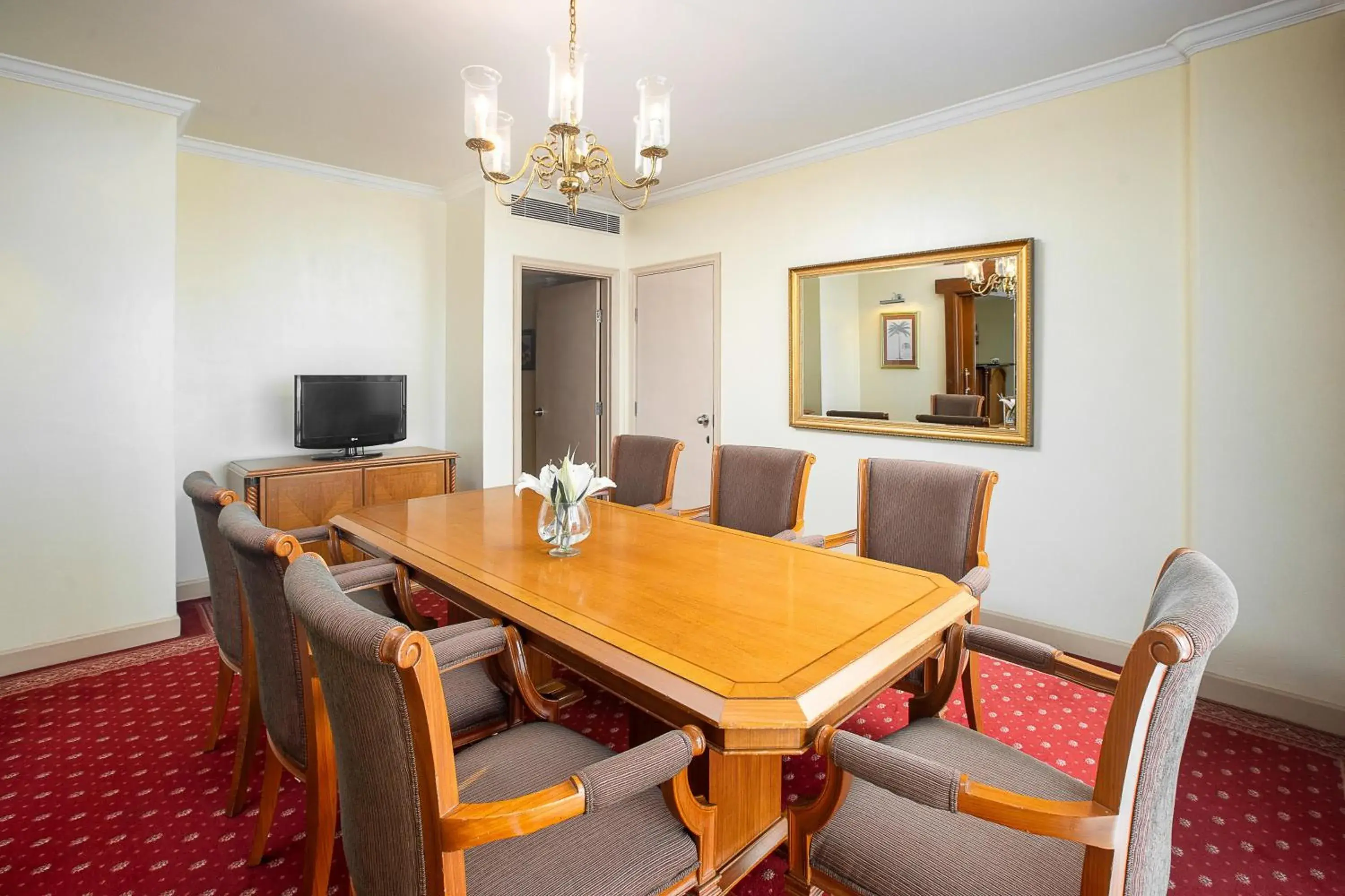 Aryaduta Lippo Village Aryaduta Lippo Village