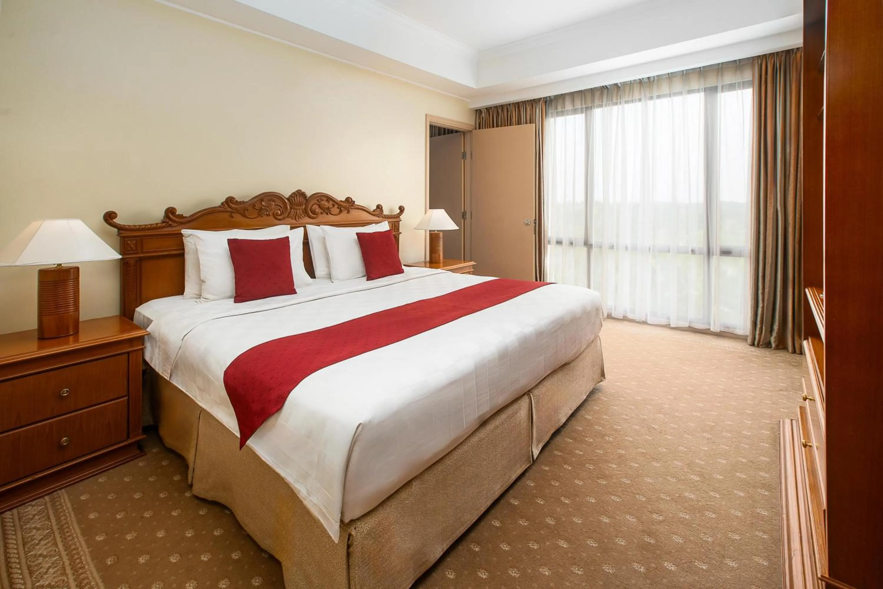 Bed in Aryaduta Lippo Village