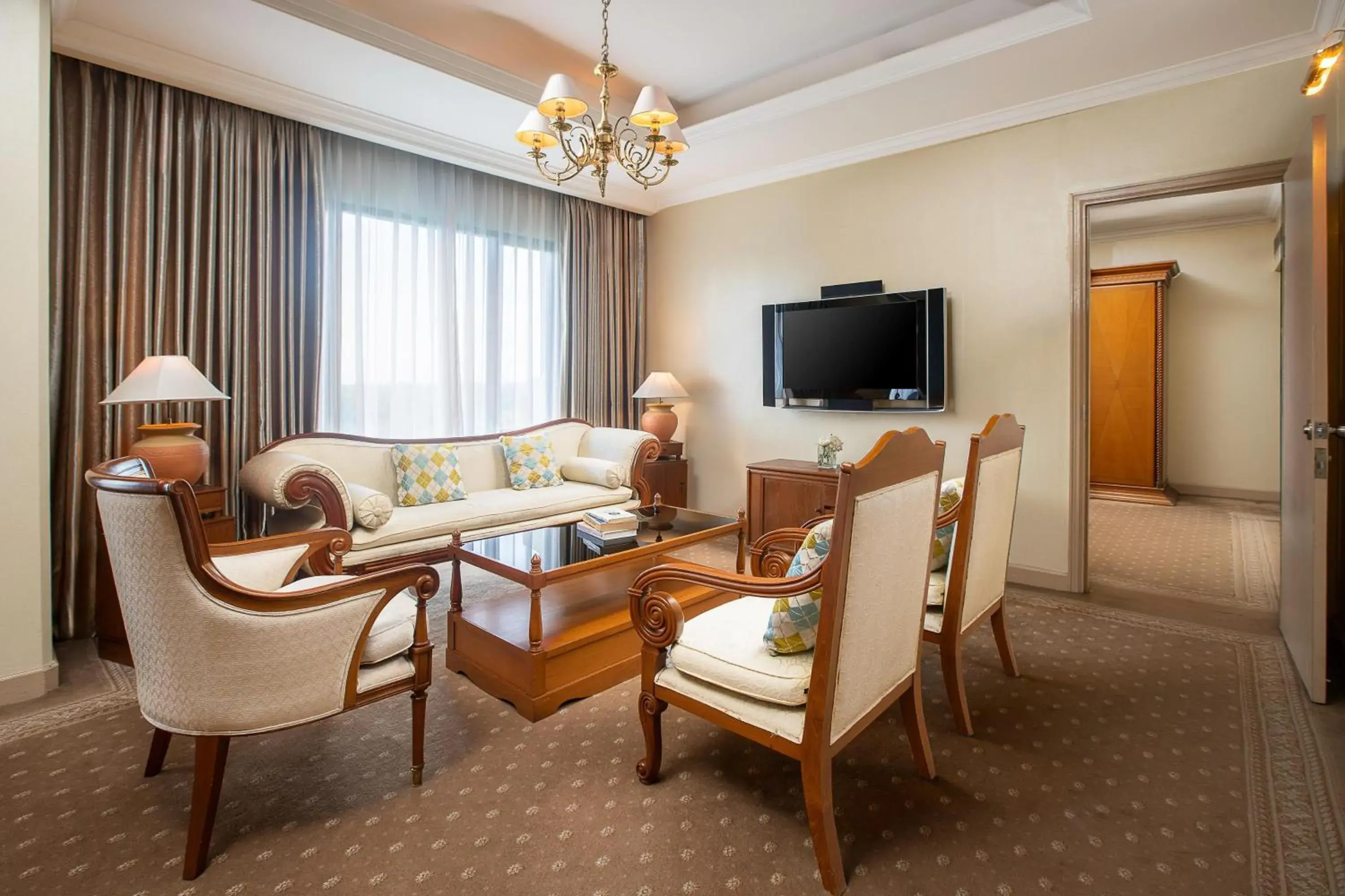 Aryaduta Lippo Village Aryaduta Lippo Village