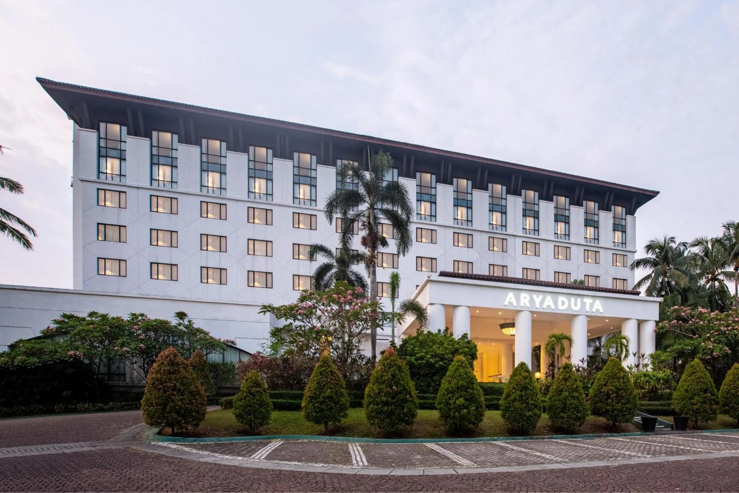 Aryaduta Lippo Village