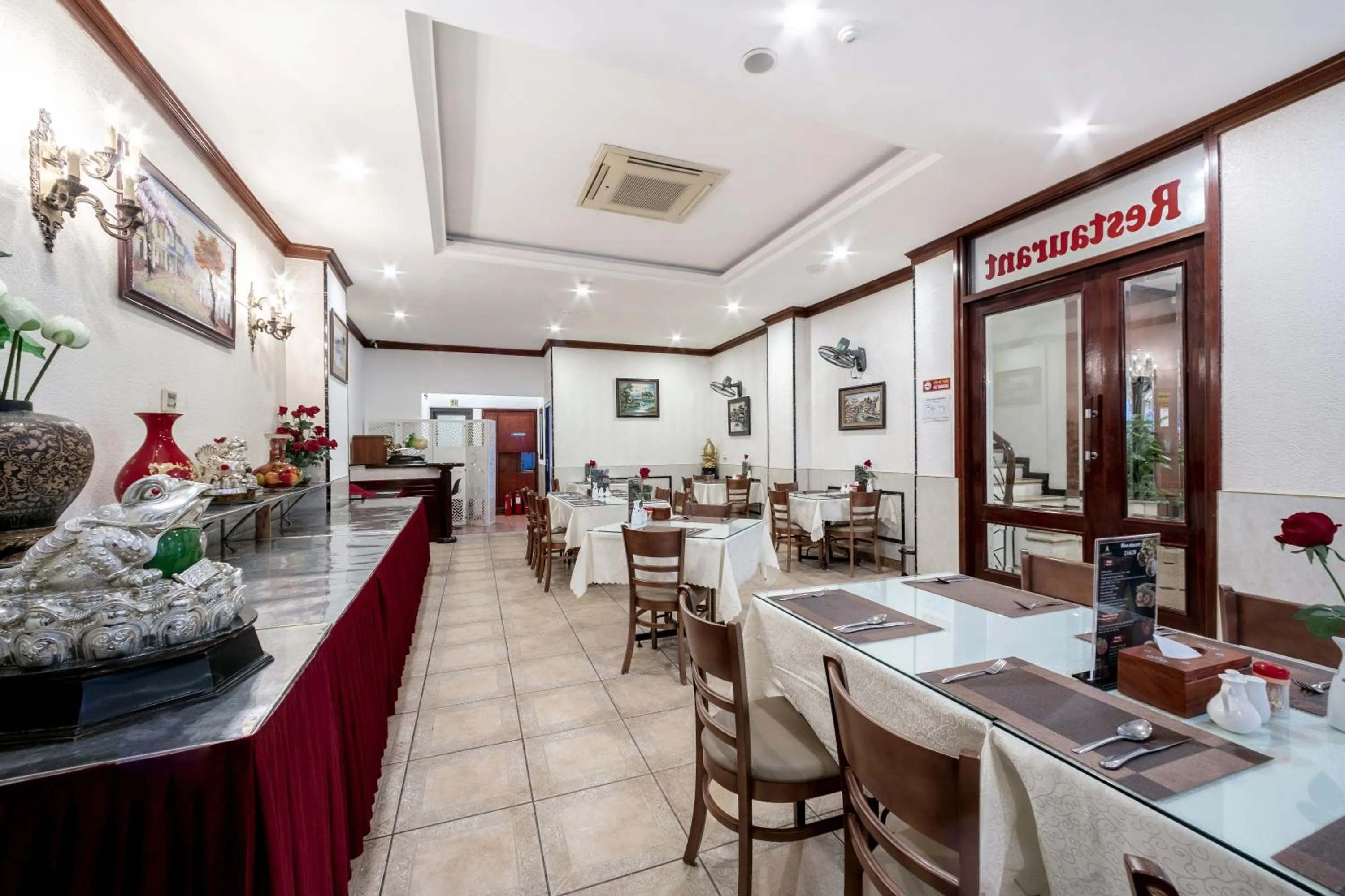 Restaurant/places to eat in A25 Hotel - 44 Hàng Bún