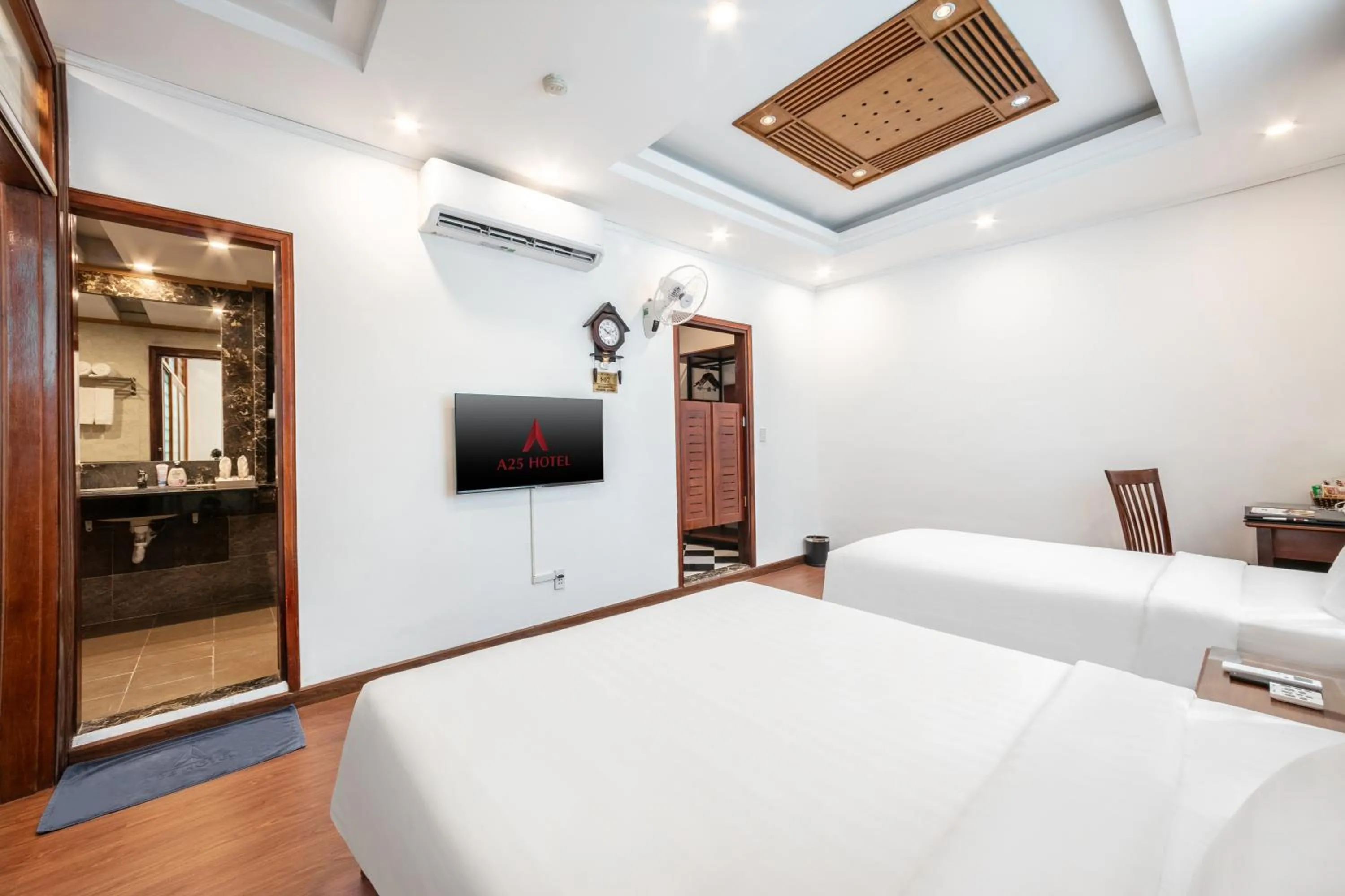 Bedroom, Bed in A25 Hotel - 44 Hàng Bún