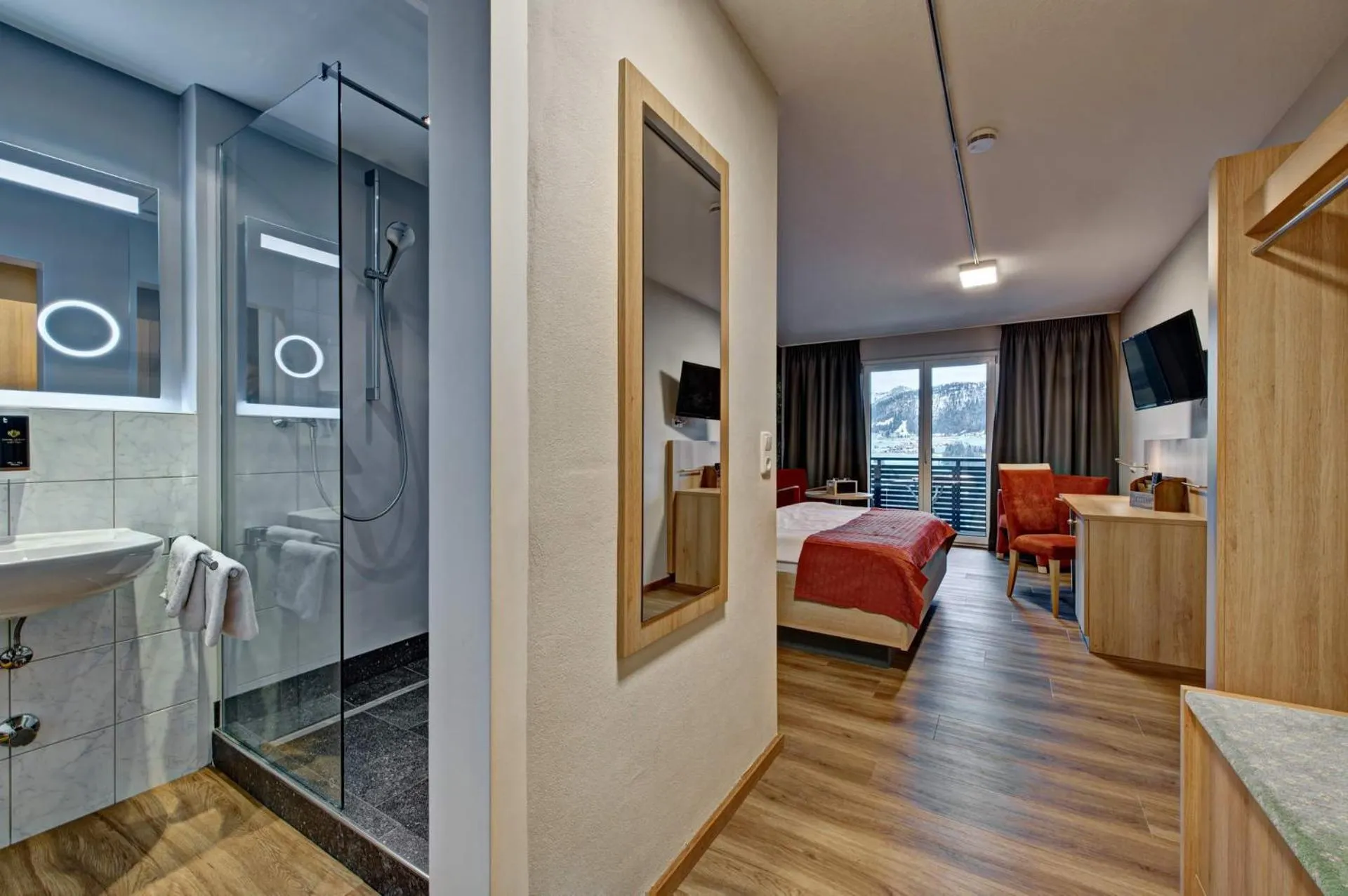 Photo of the whole room, Bed in Allgäuer Panoramahotel