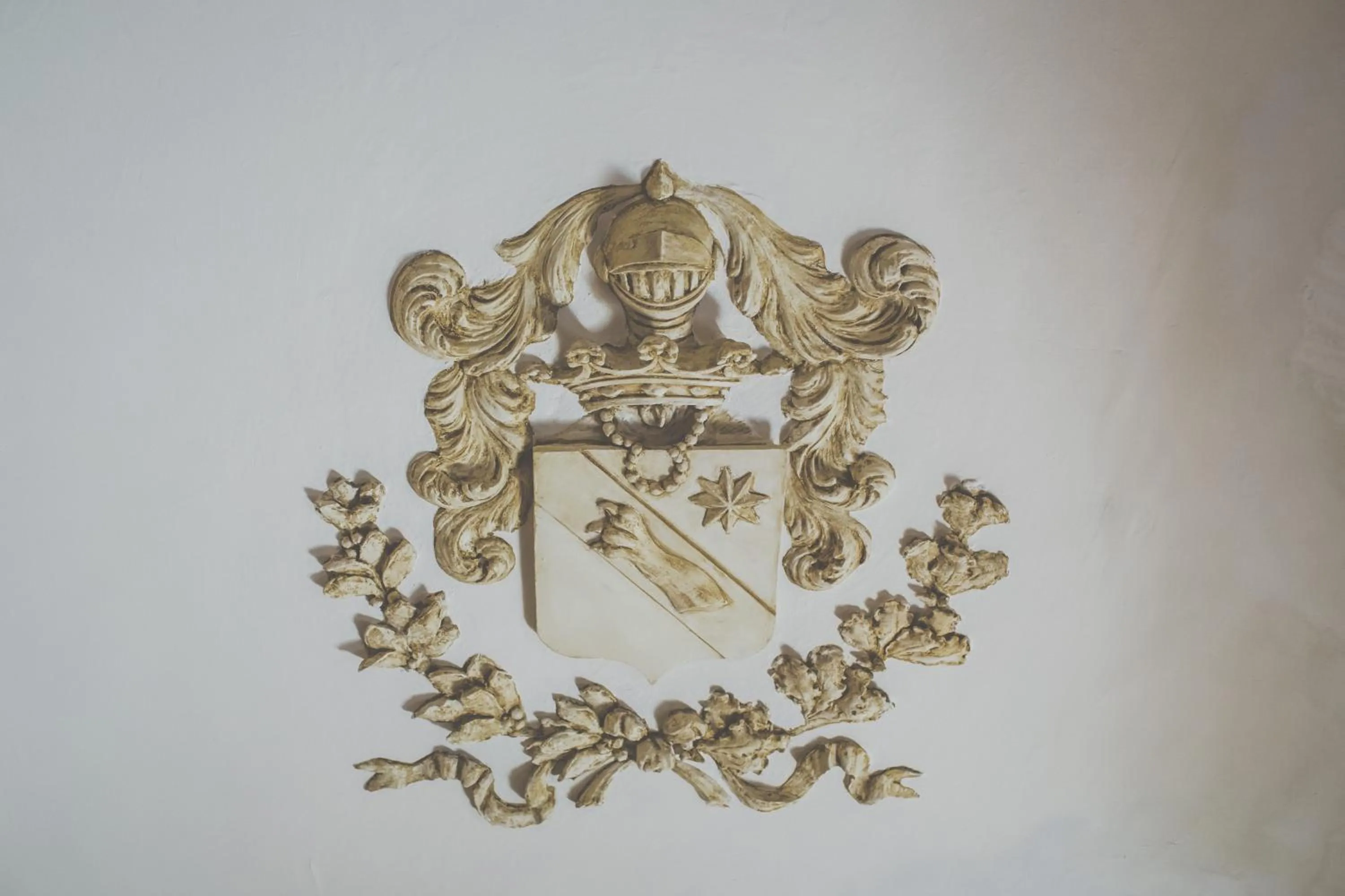 Decorative detail in Palazzo Speciale B&B