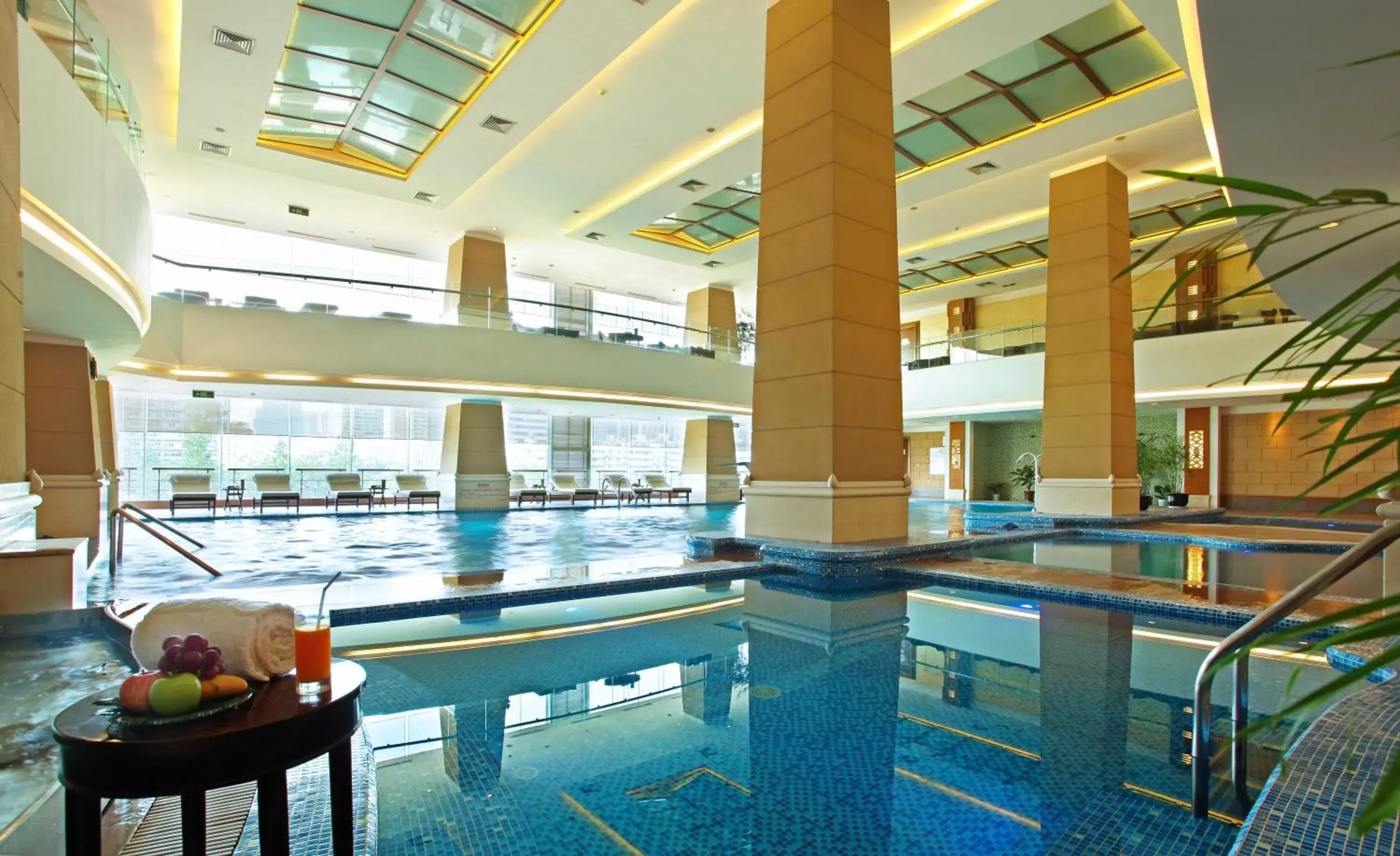 Swimming Pool in Kempinski Hotel Chengdu