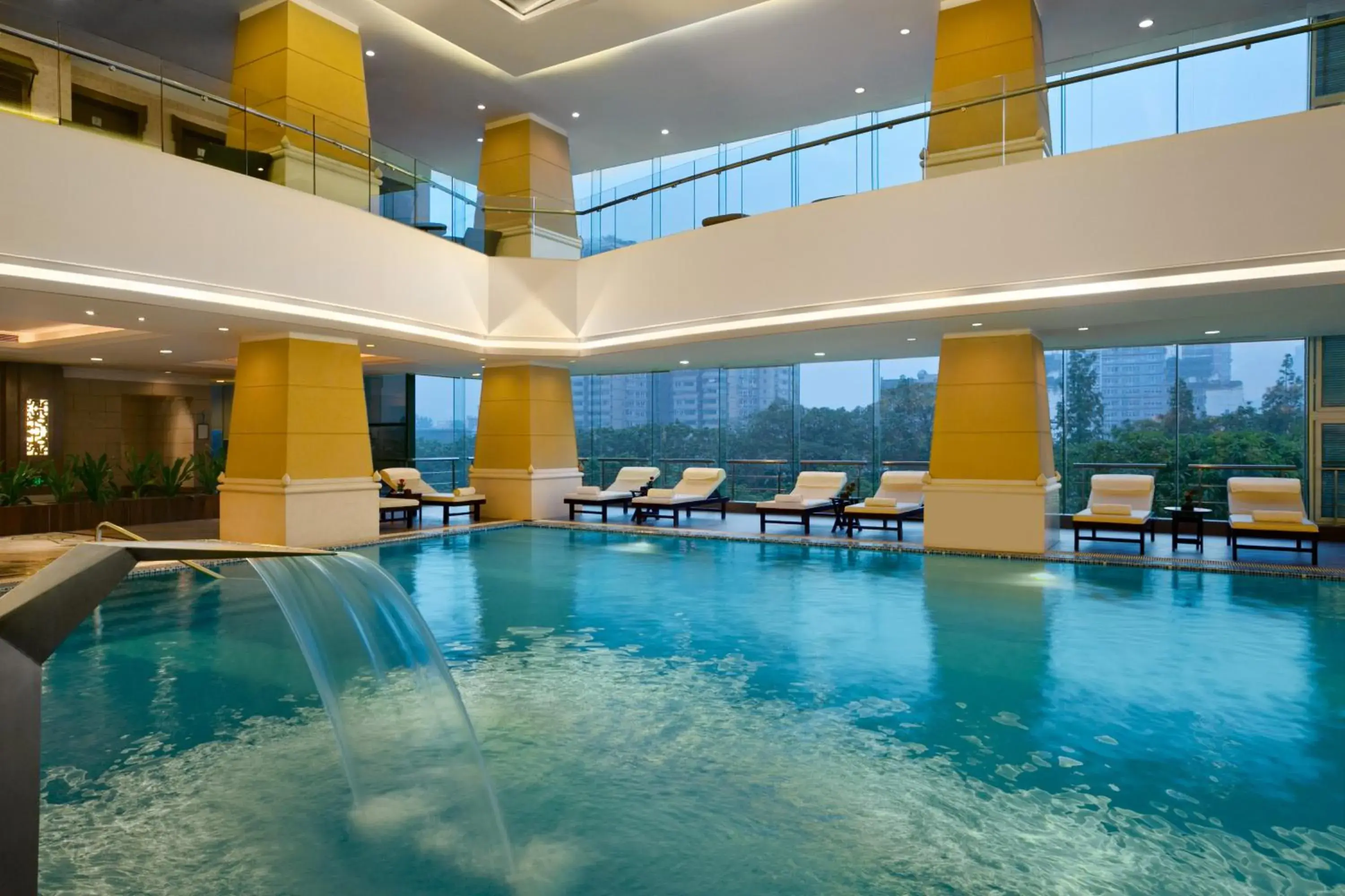 Swimming Pool in Kempinski Hotel Chengdu