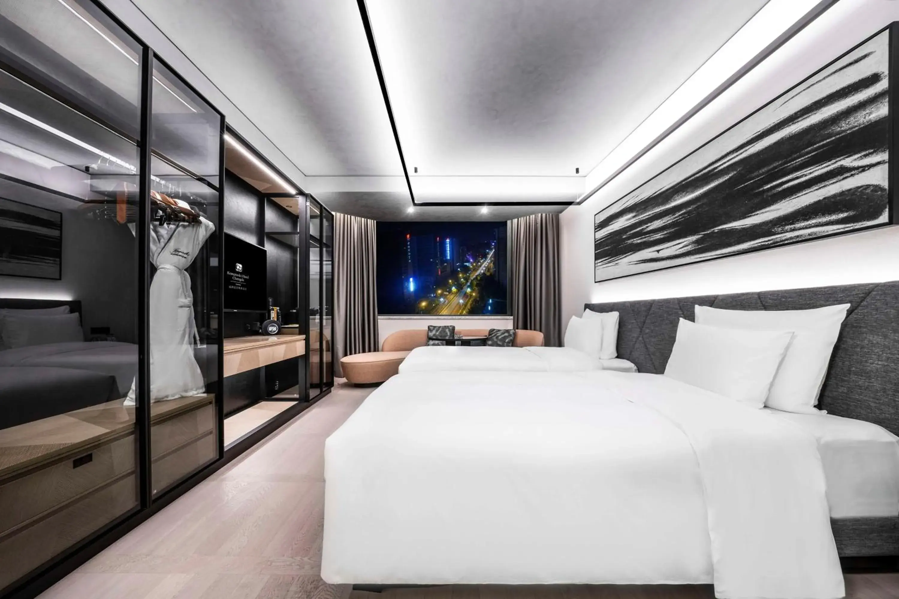 Bedroom, Bed in Kempinski Hotel Chengdu