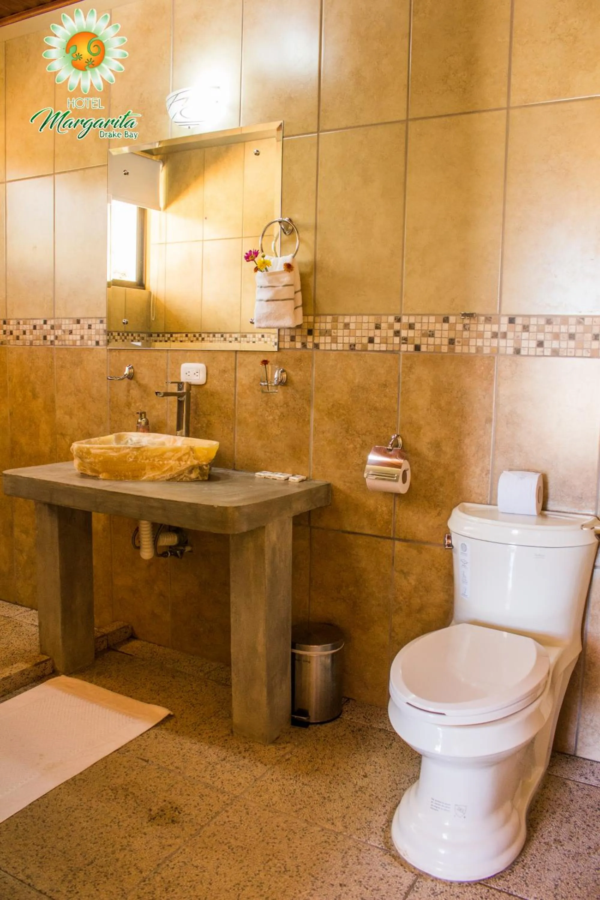 Decorative detail in Hotel Margarita and Tour Operator Drake Bay