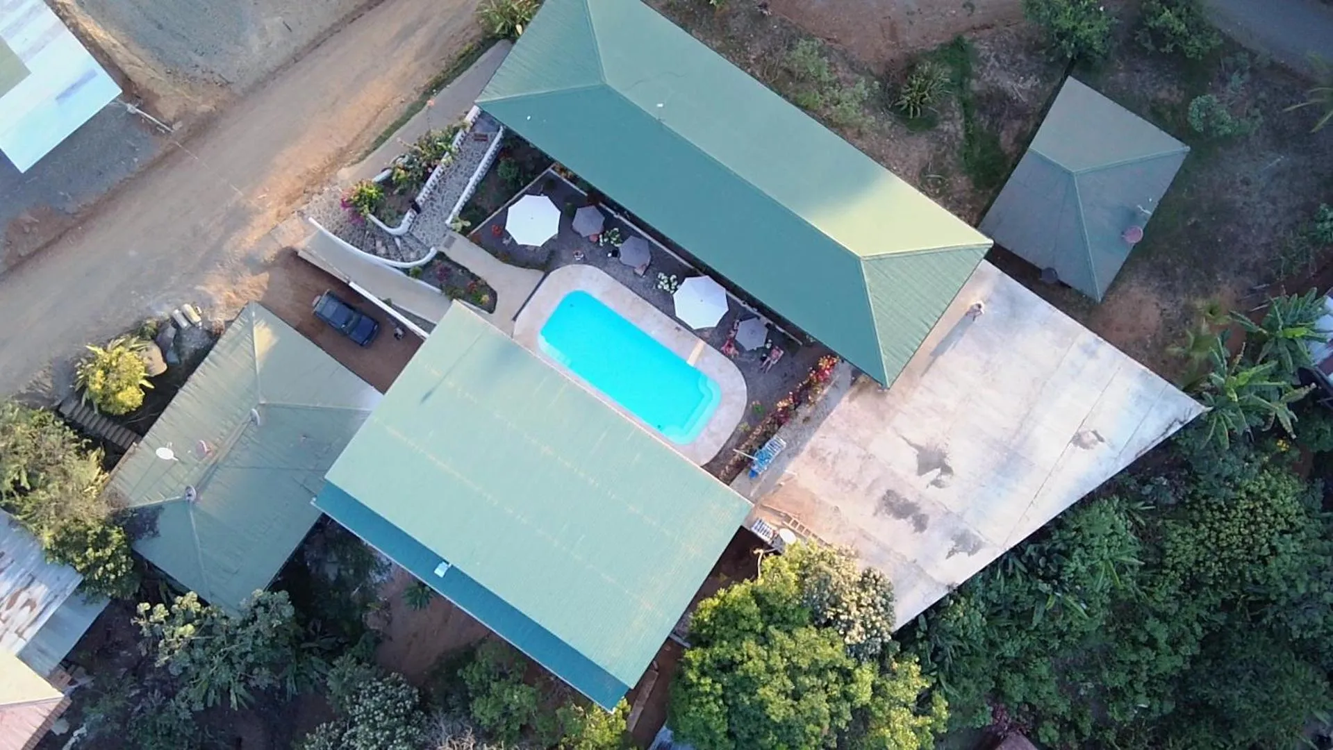 Property building in Hotel Margarita and Tour Operator Drake Bay