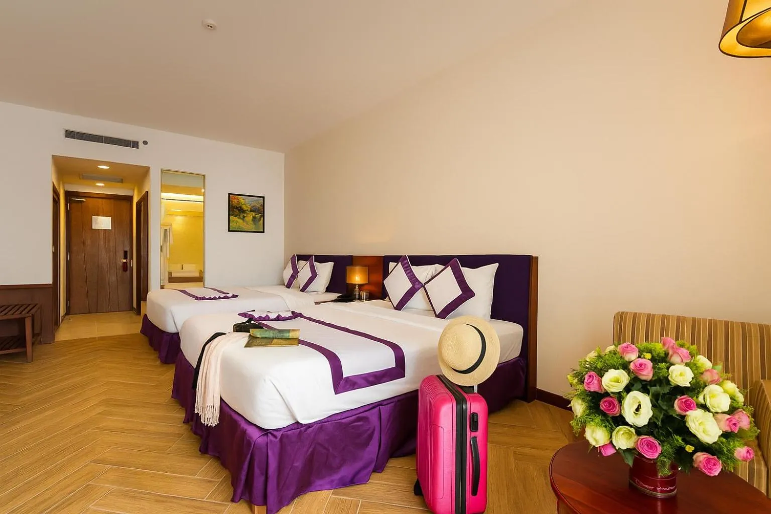 Bed in TTC Hotel Michelia