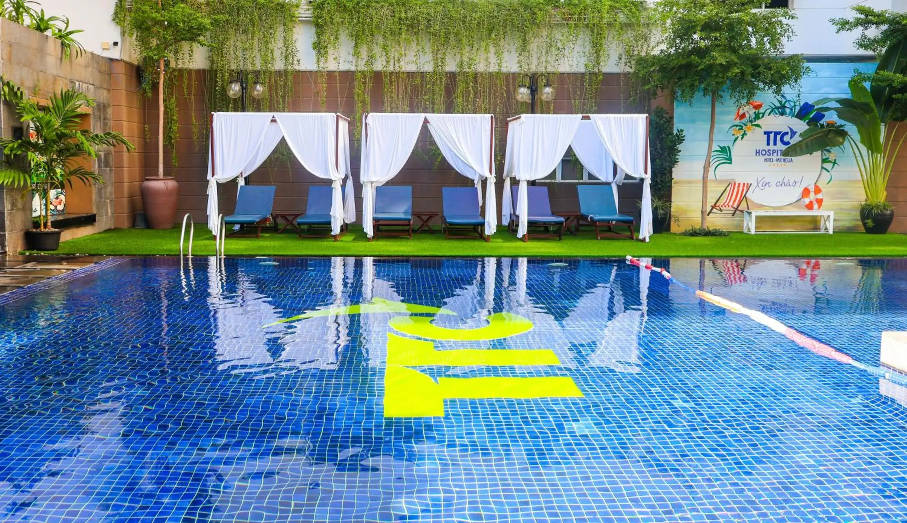 Swimming pool in TTC Hotel Michelia Swimming pool in TTC Hotel Michelia