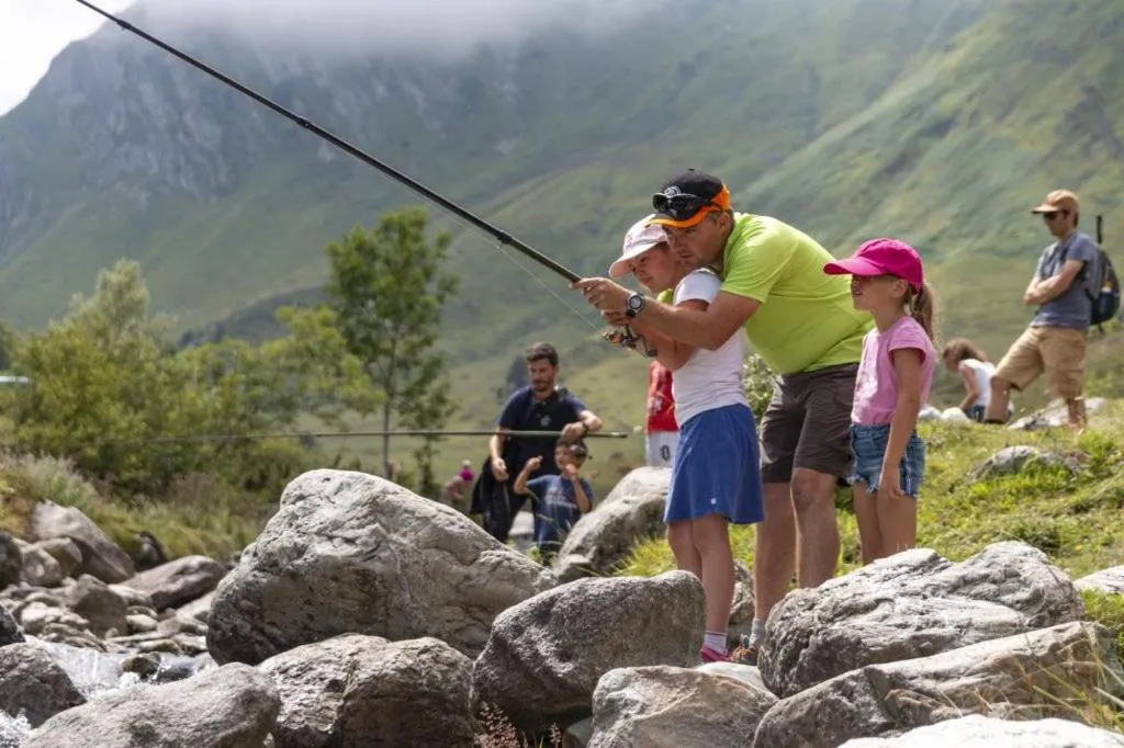Fishing in Hôtel Le Bois Joli