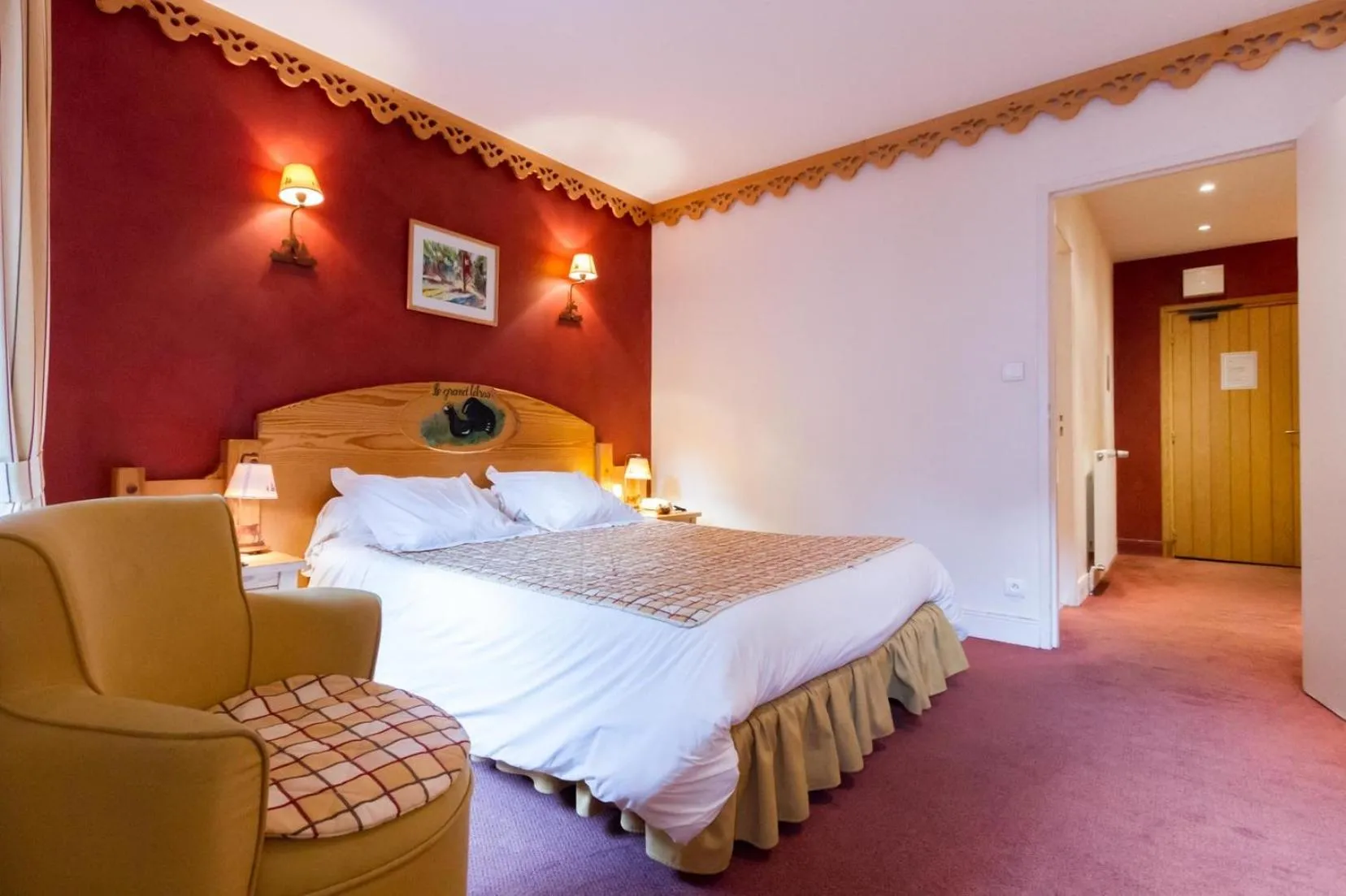 Bed in Hôtel Le Bois Joli