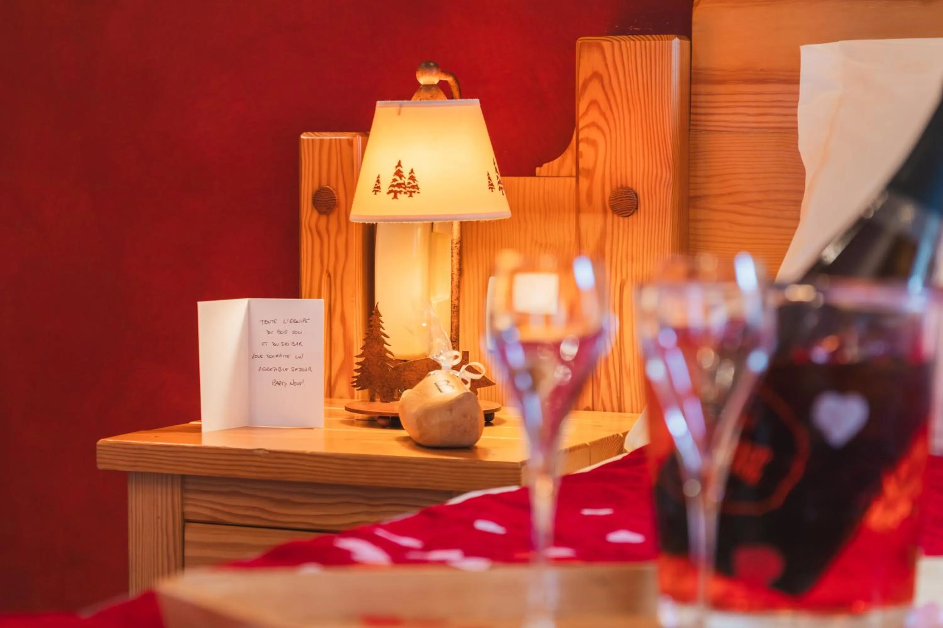 Bedroom in Hôtel Le Bois Joli